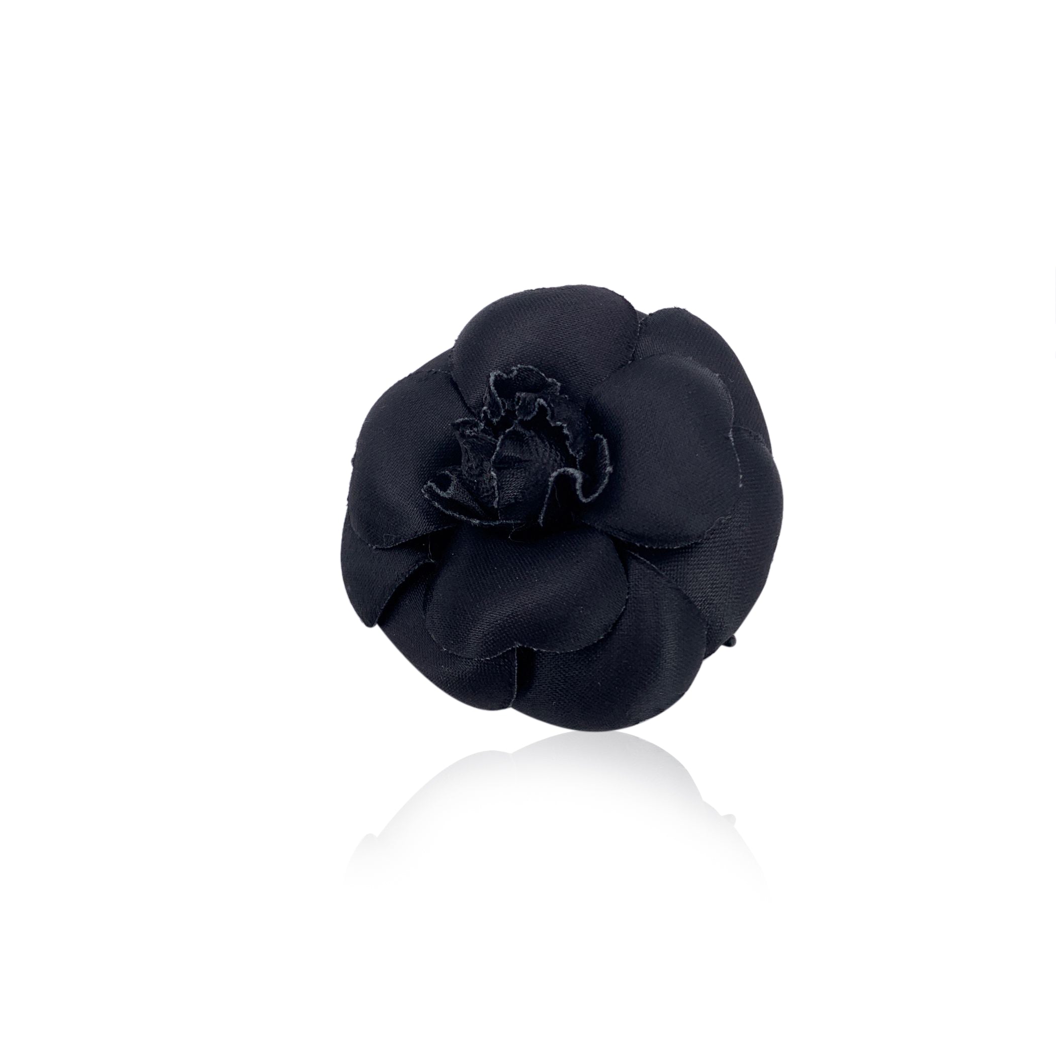 CHANEL Brooches Camelia
