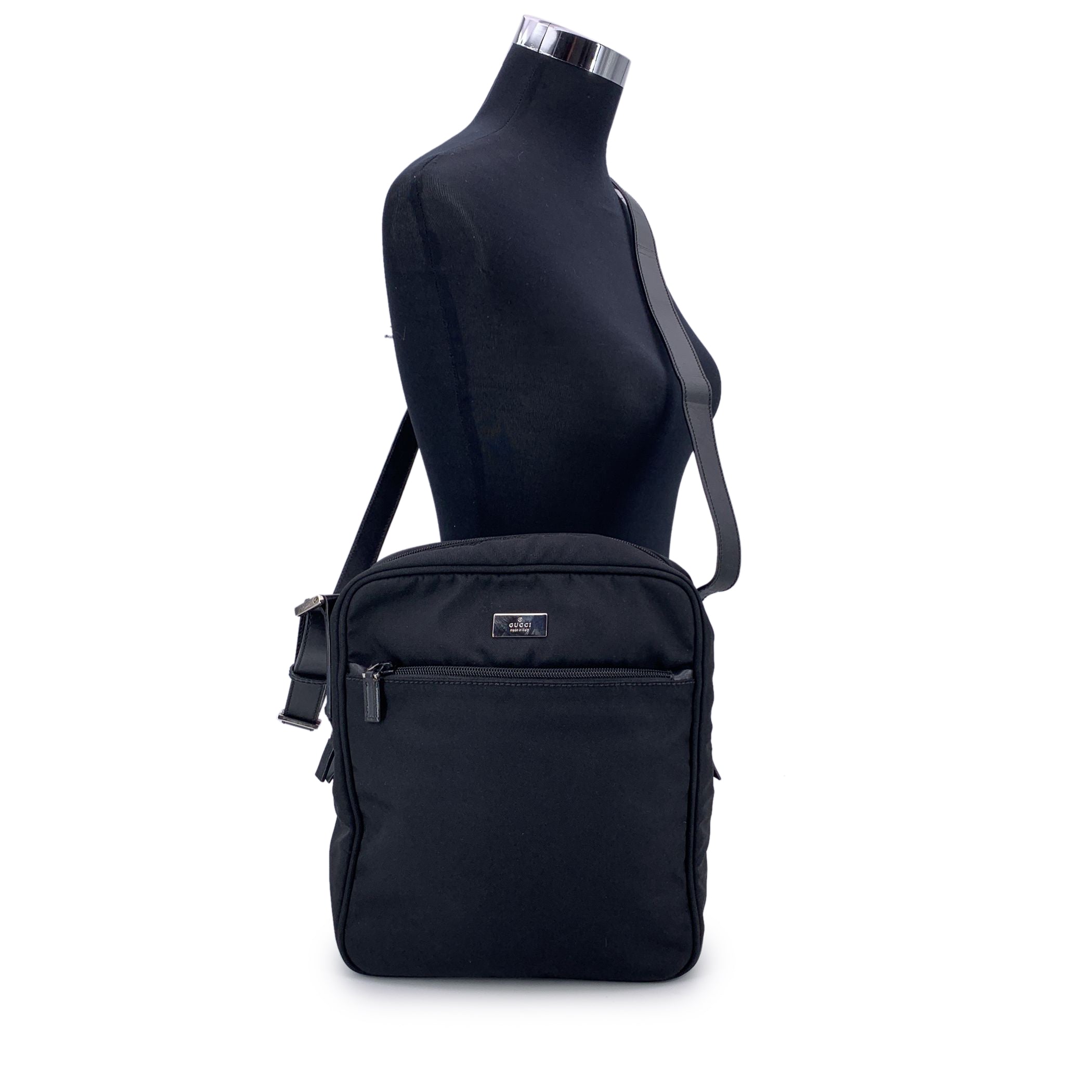 GUCCI Crossbody Bags