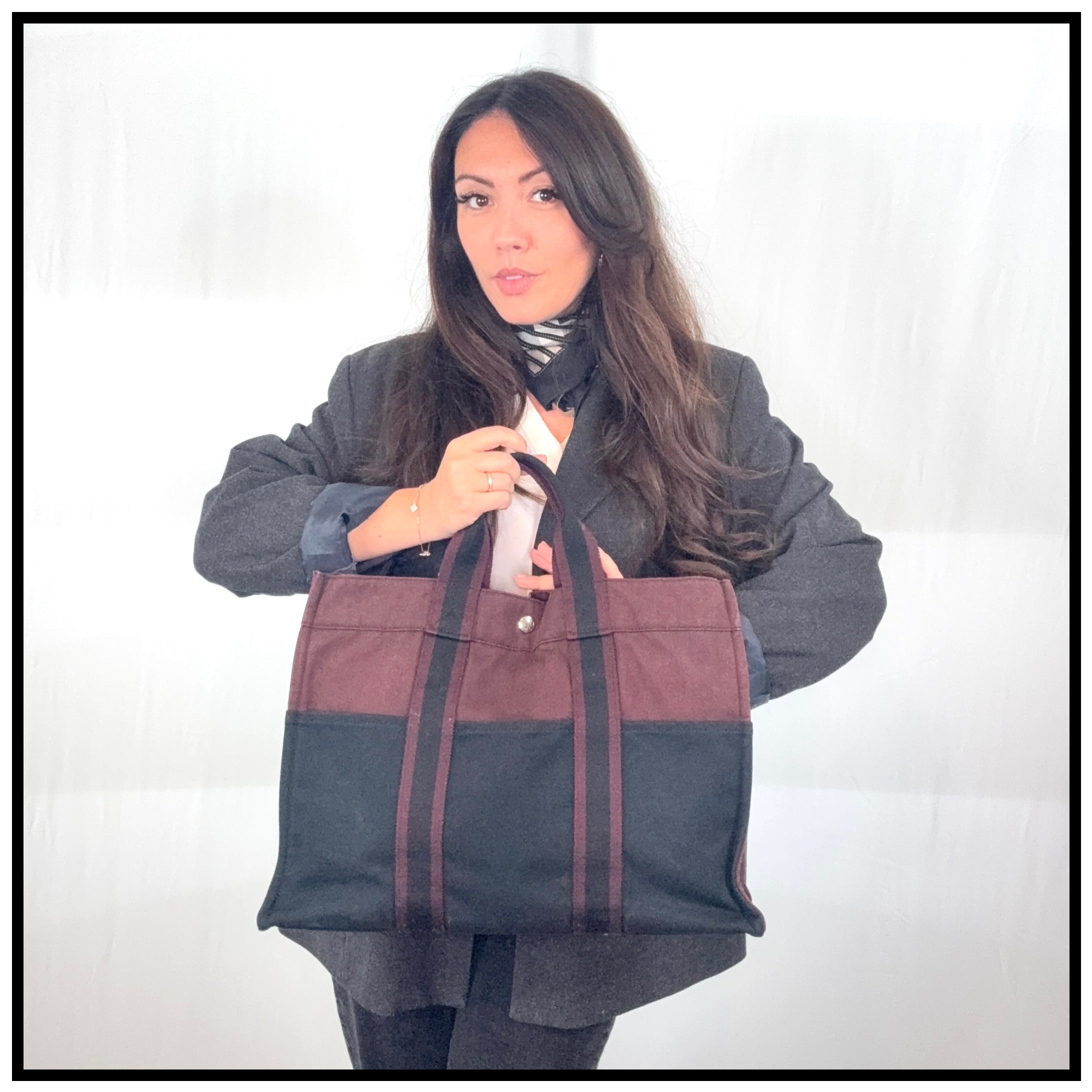Hermes Paris Vintage Black Burgundy Canvas Fourre Tout MM Bag Tote