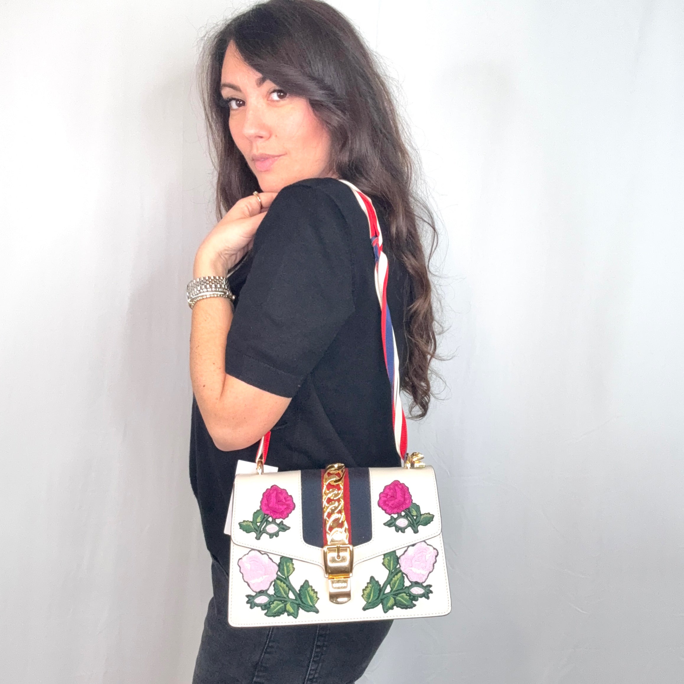 Gucci White Leather Sylvie Floral Patches Small Shoulder Bag