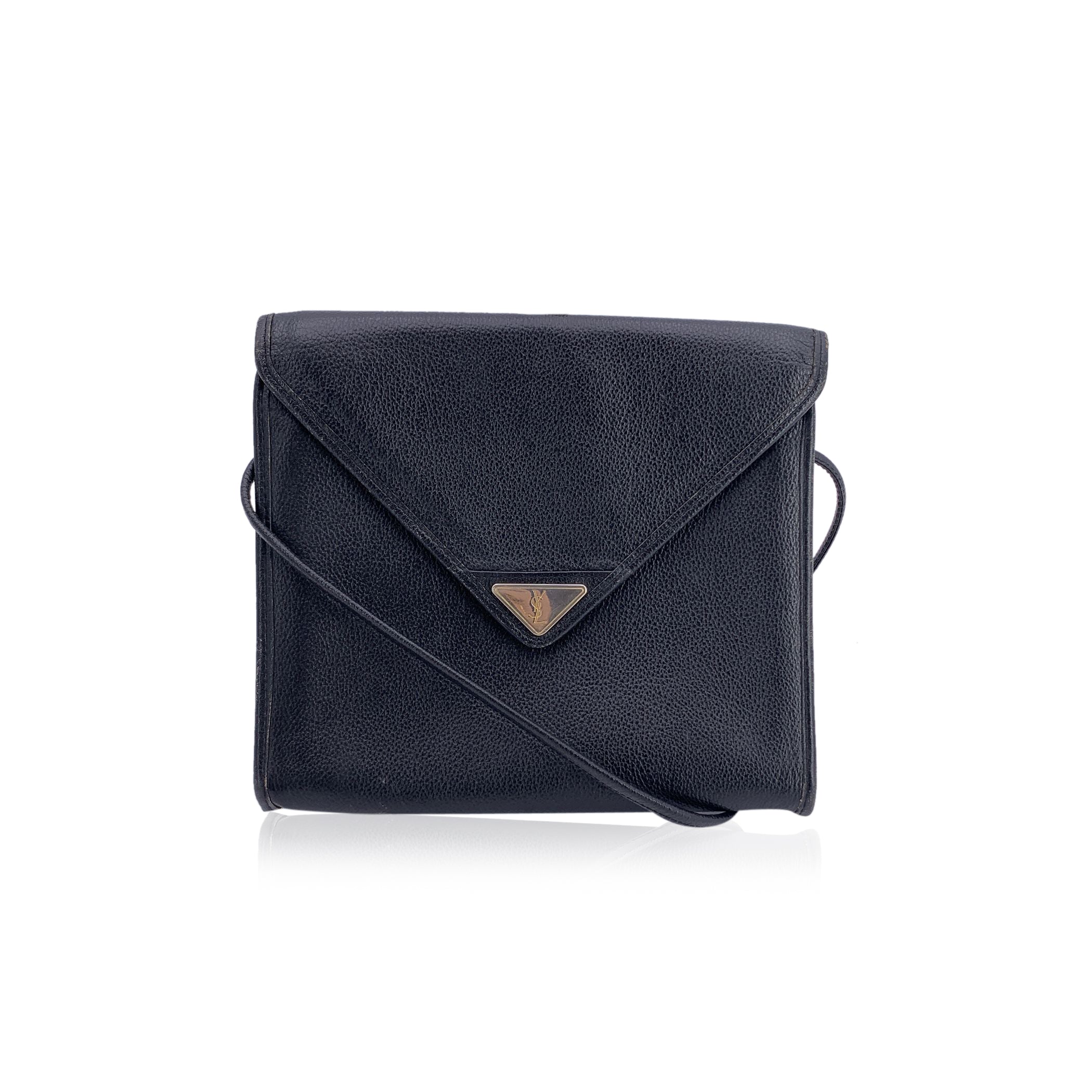 YVES SAINT LAURENT Shoulder Bags
