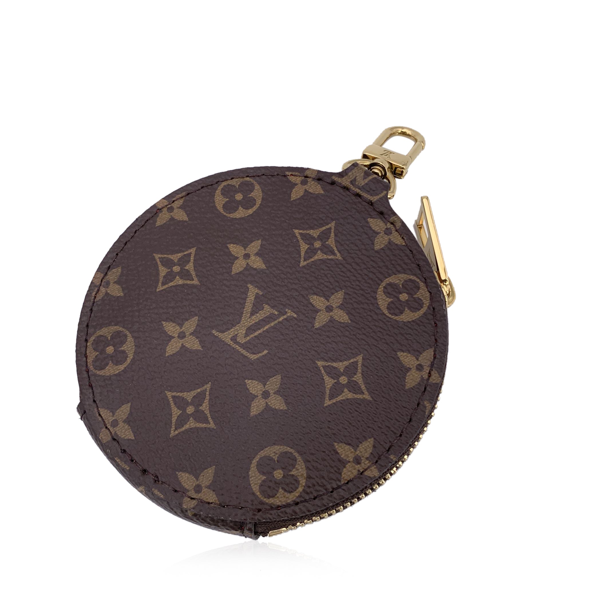 LOUIS VUITTON Wallets