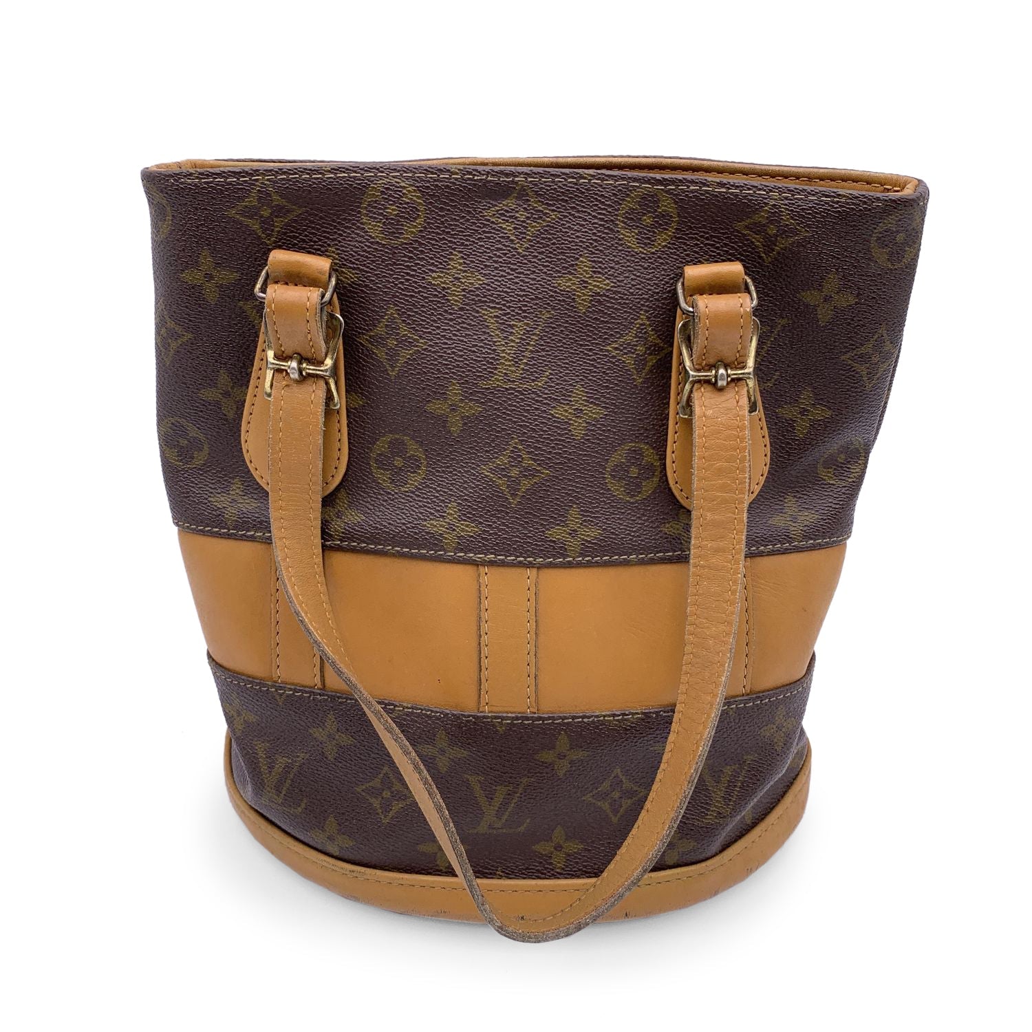 Louis Vuitton Bucket Shoulder Bags