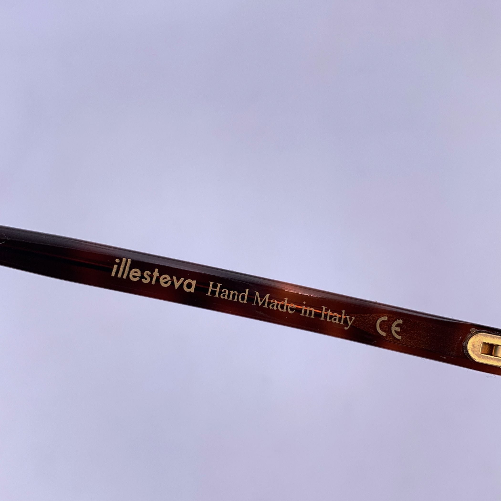 ILLESTEVA Sunglasses