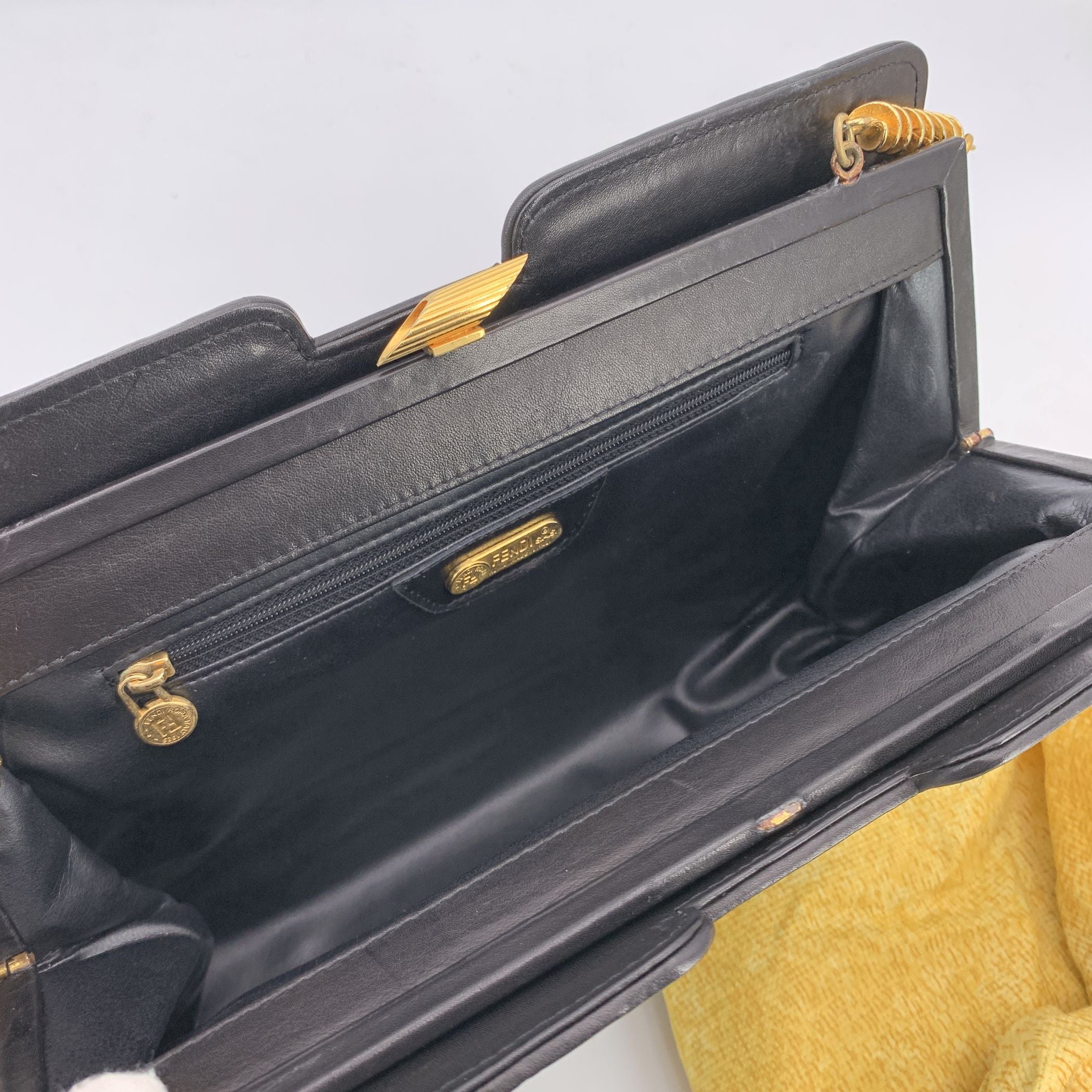 FENDI Shoulder Bags FF