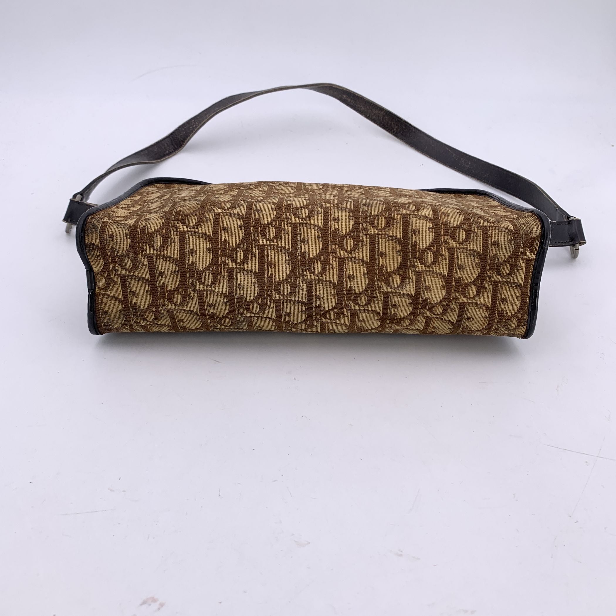 DIOR Shoulder Bags