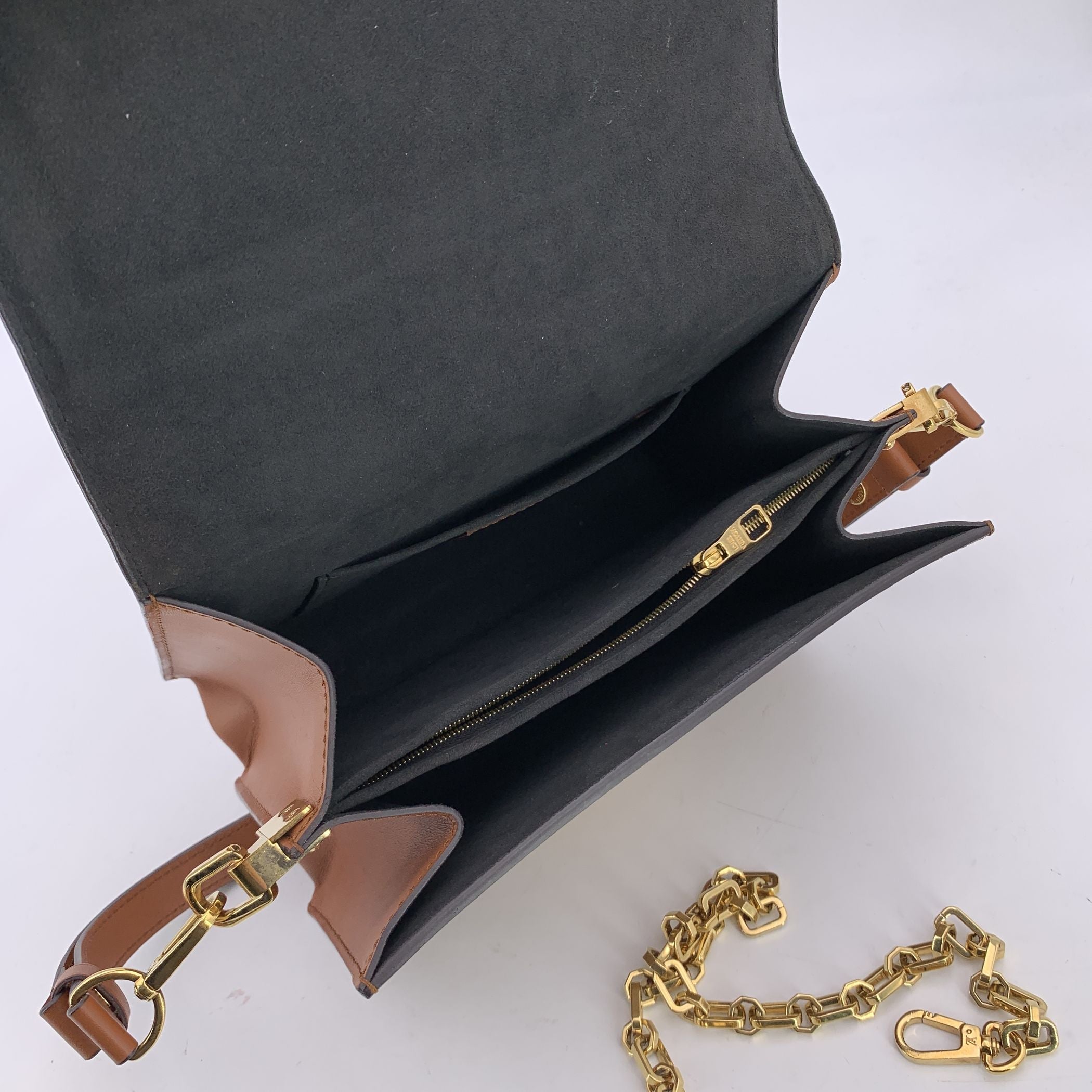 LOUIS VUITTON Shoulder Bags Dauphine