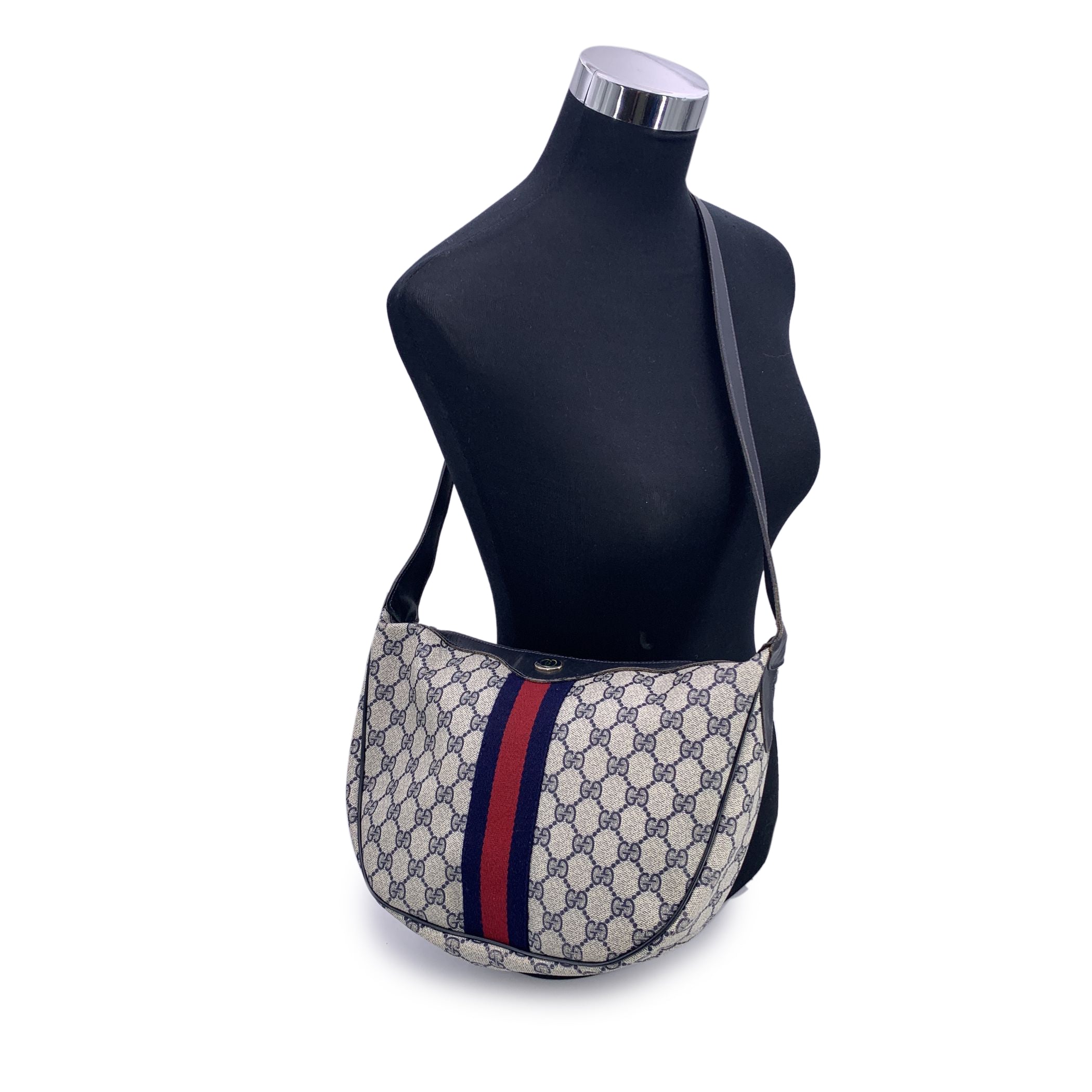 GUCCI Shoulder Bags