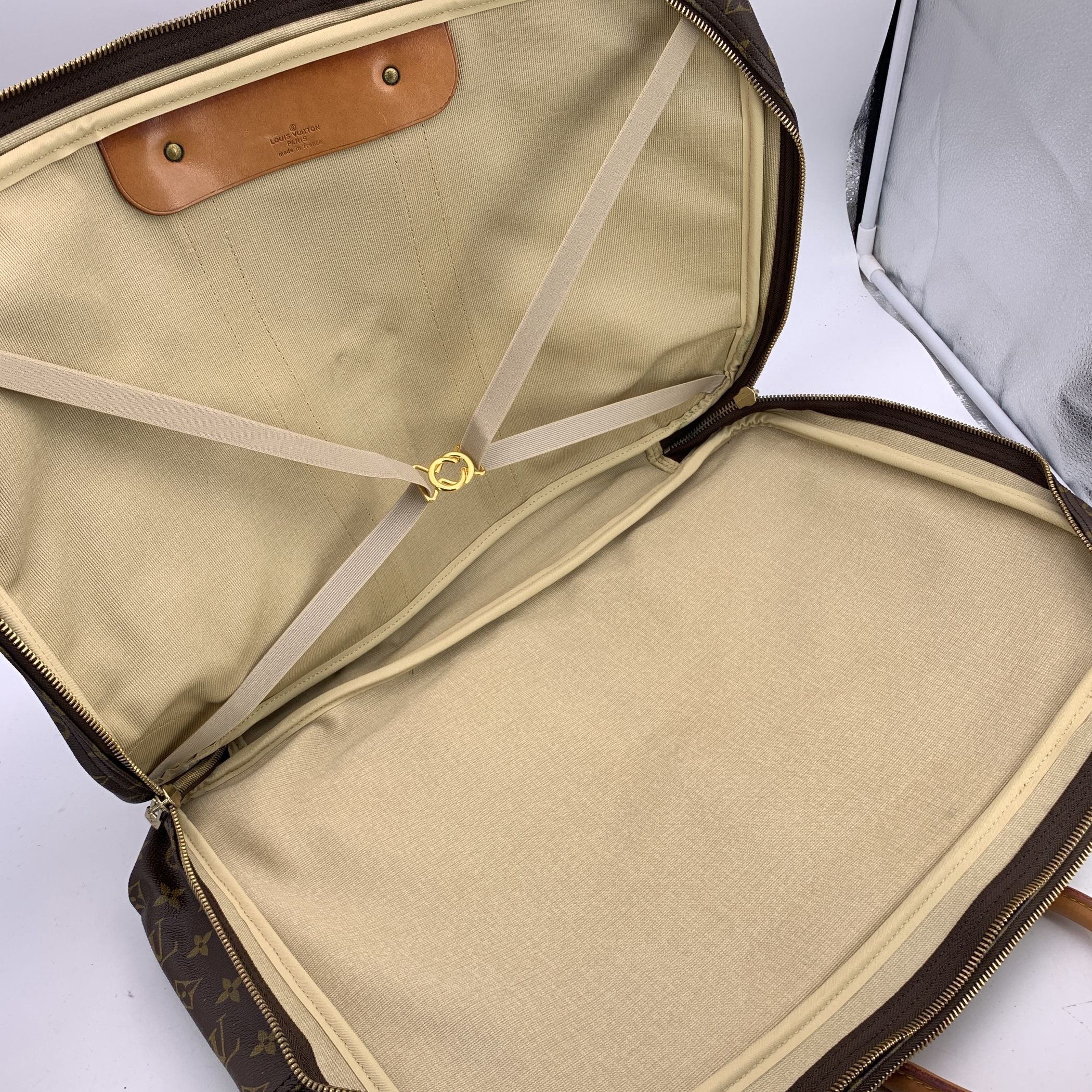 LOUIS VUITTON Luggage Sirius