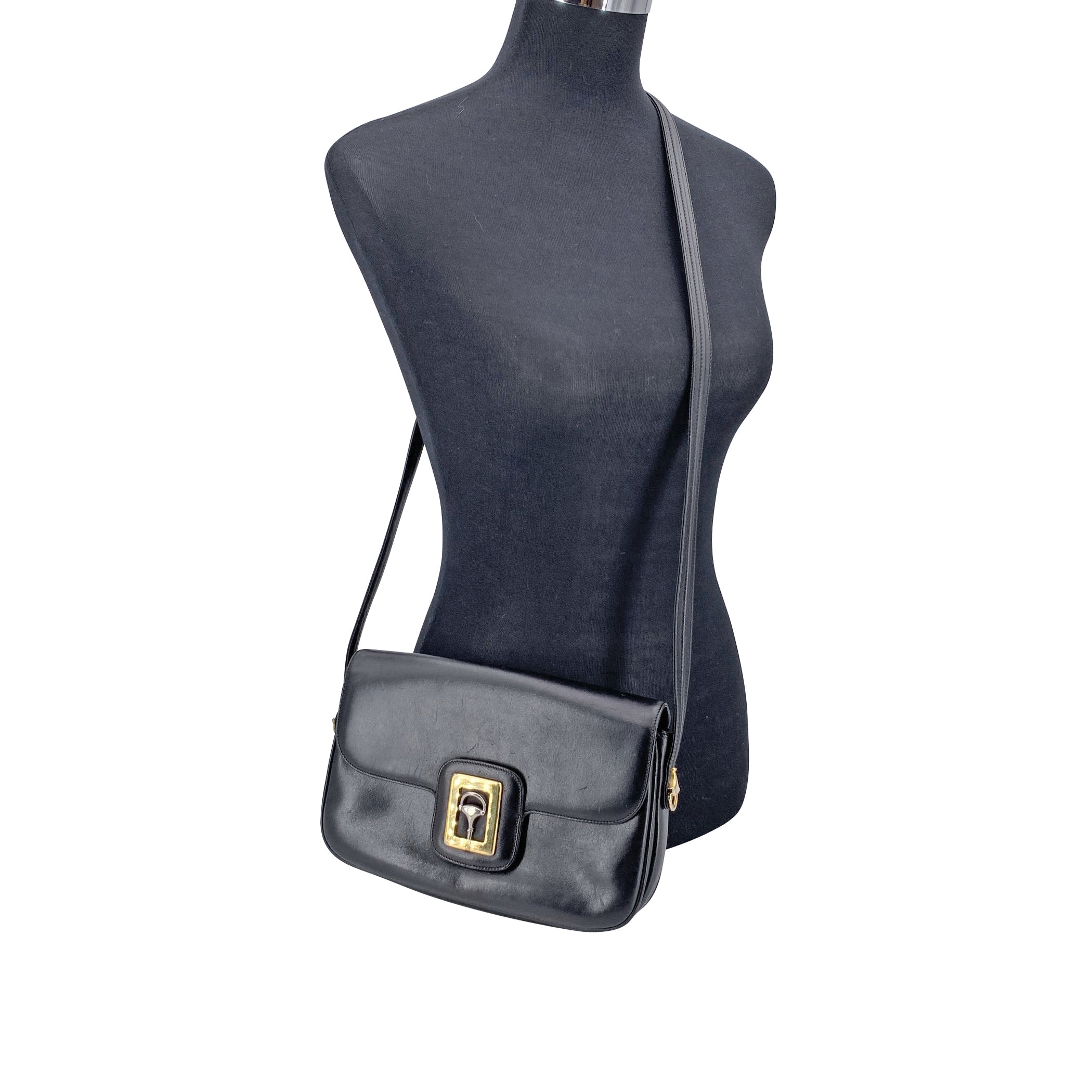 GUCCI Shoulder Bags