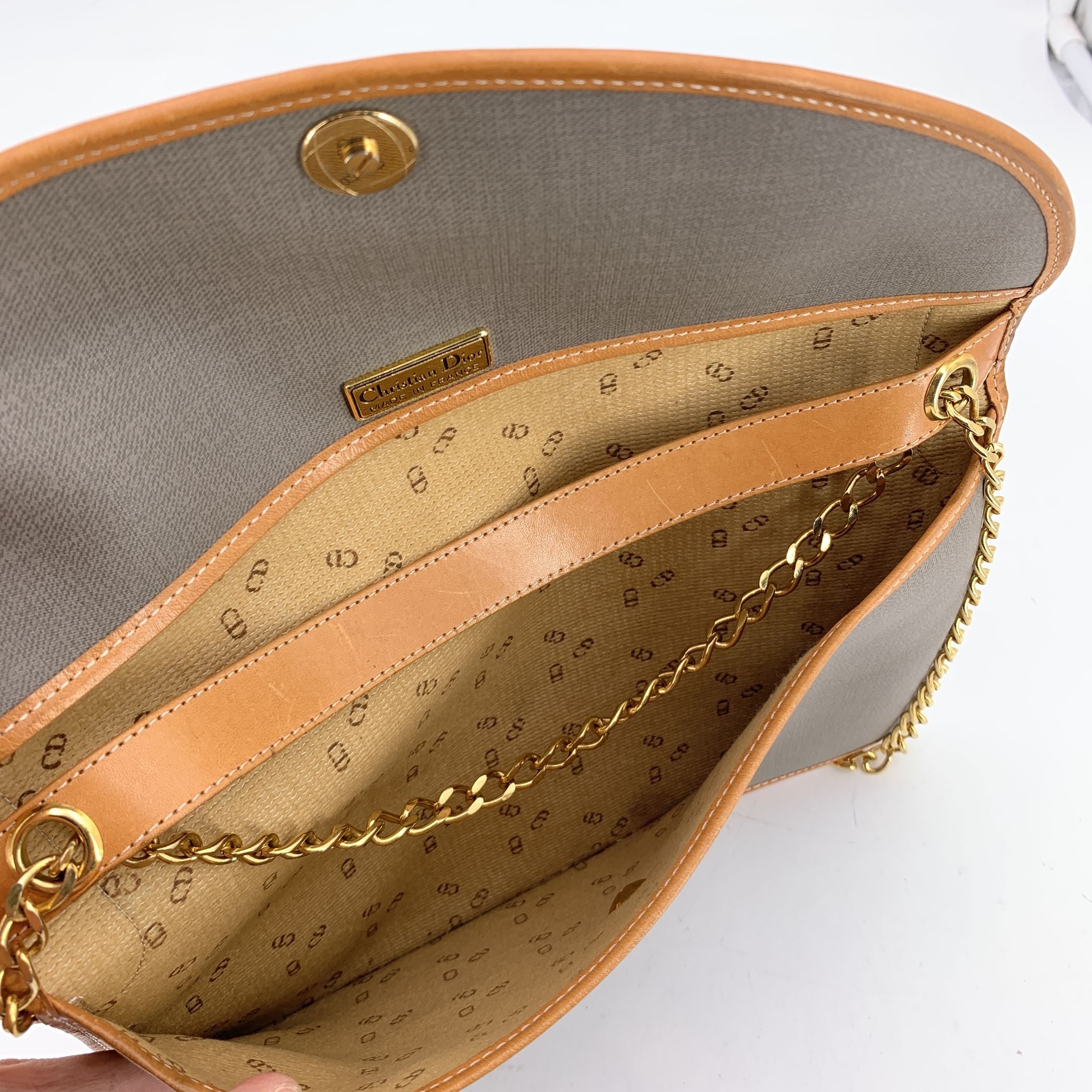 DIOR Shoulder Bags