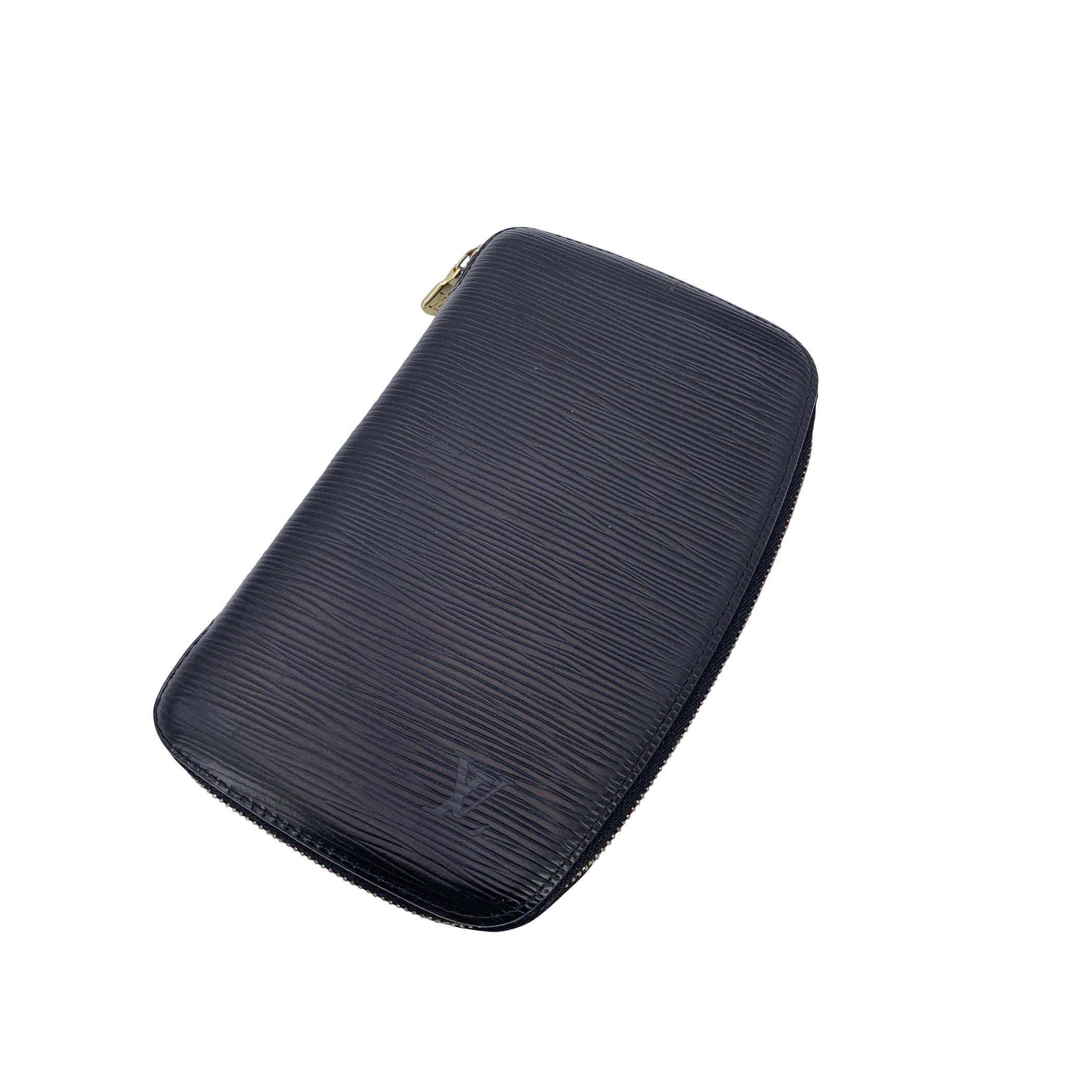 LOUIS VUITTON Wallets