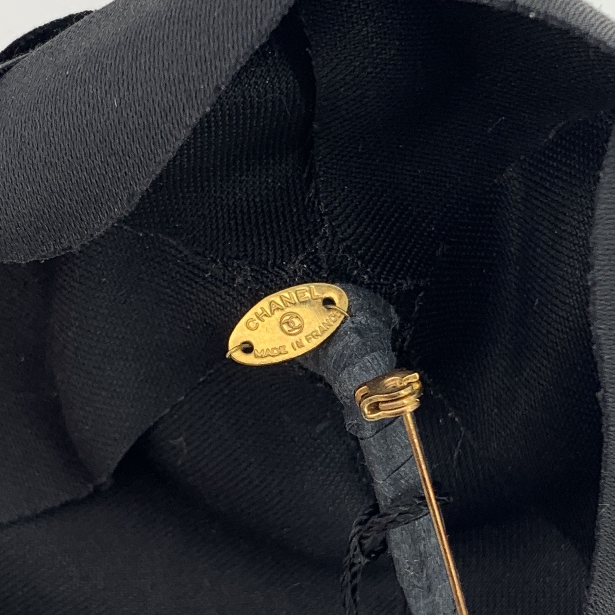 CHANEL Brooches Camelia