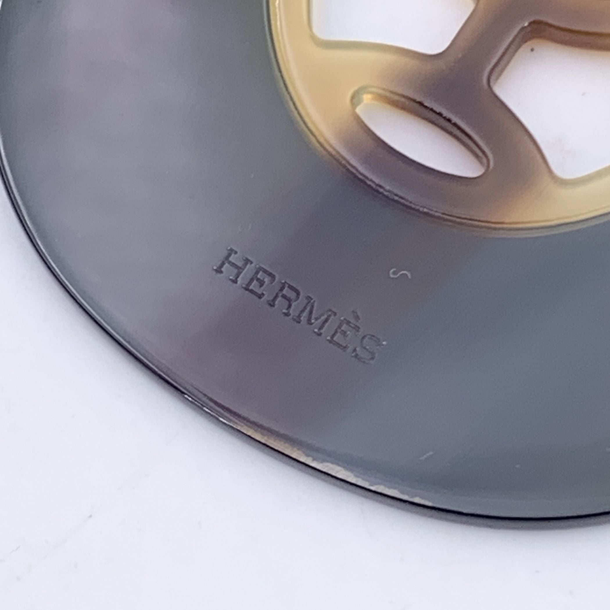 HERMES Necklaces Lift