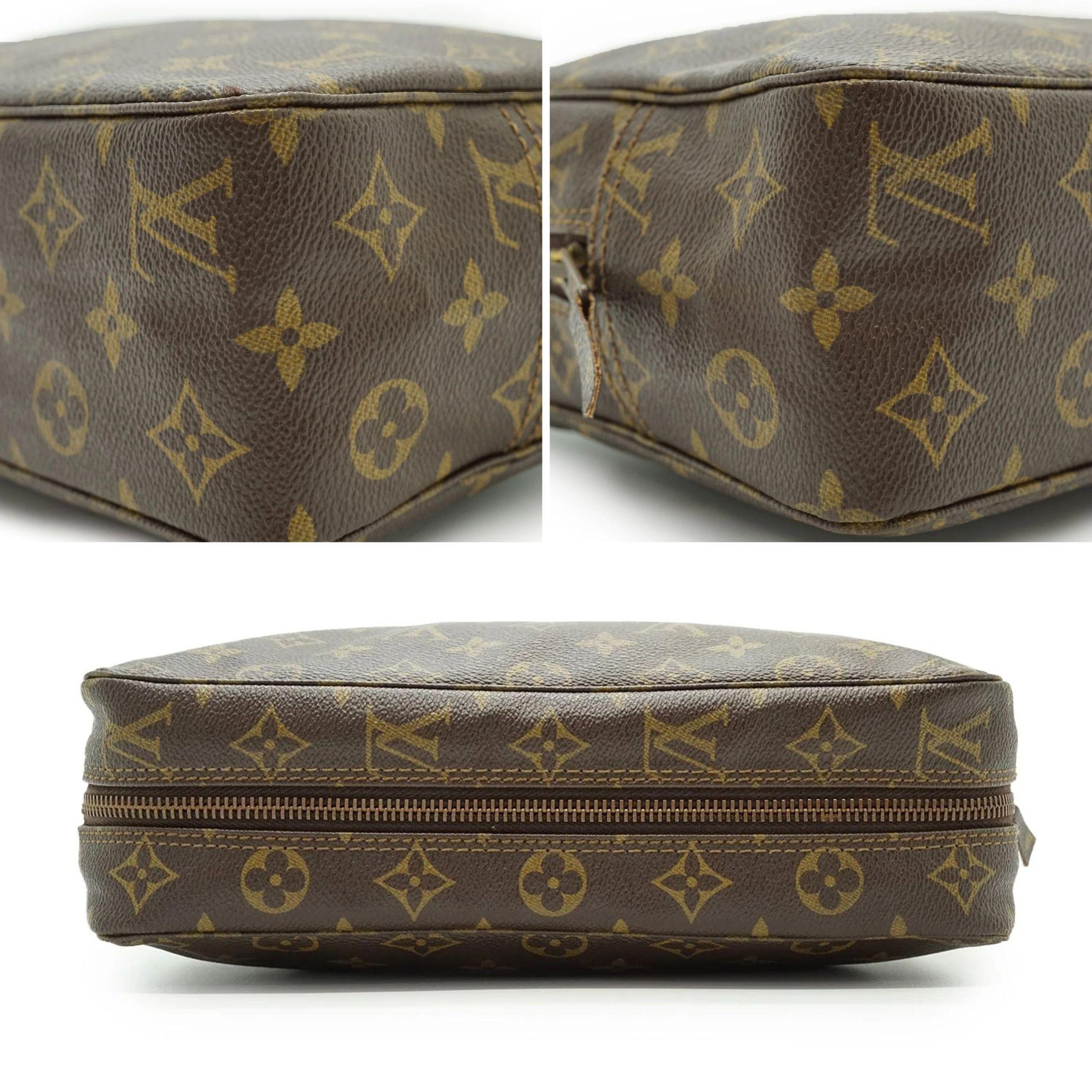 Louis Vuitton Trousse de Toilette Clutches