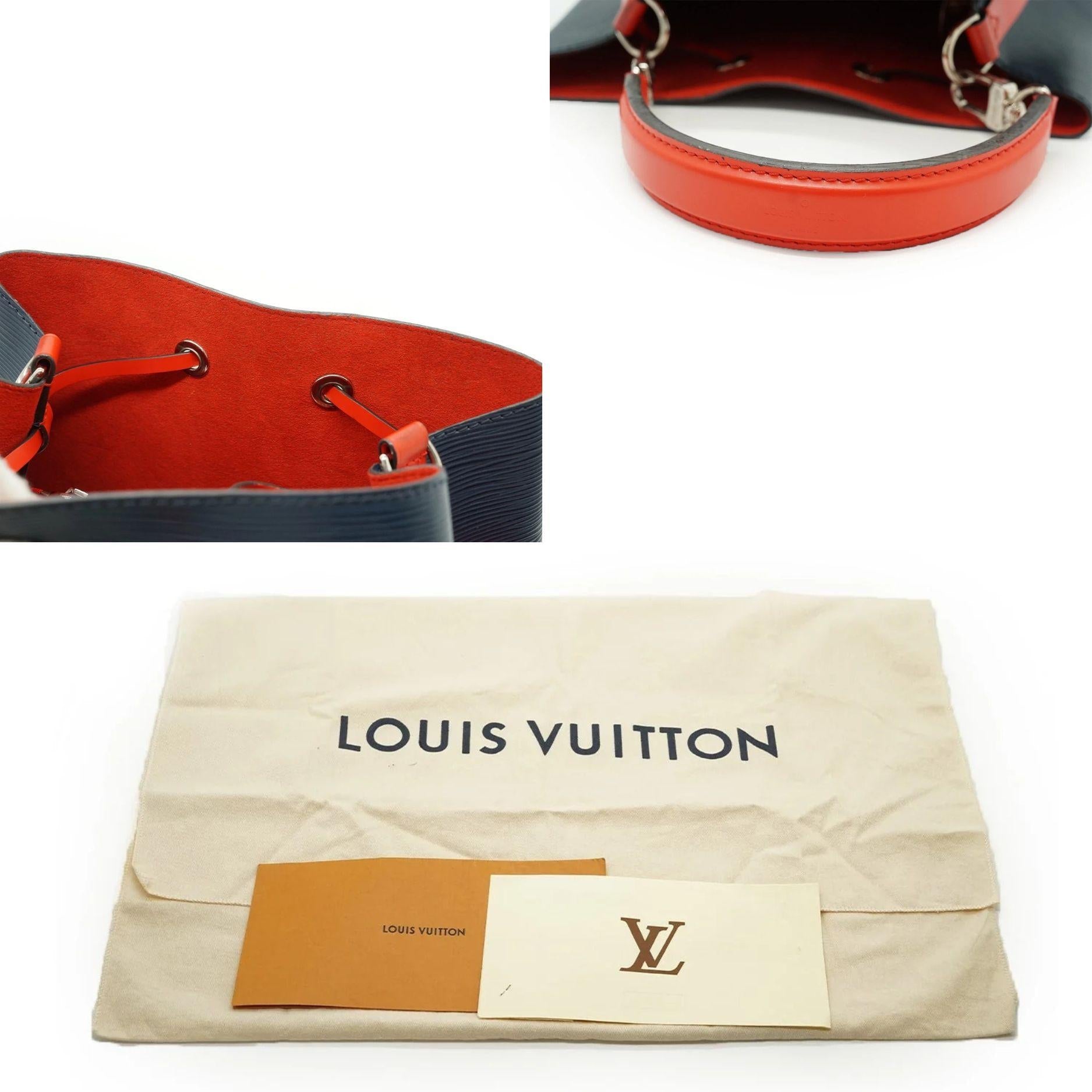 Louis Vuitton NeoNoe Shoulder Bags