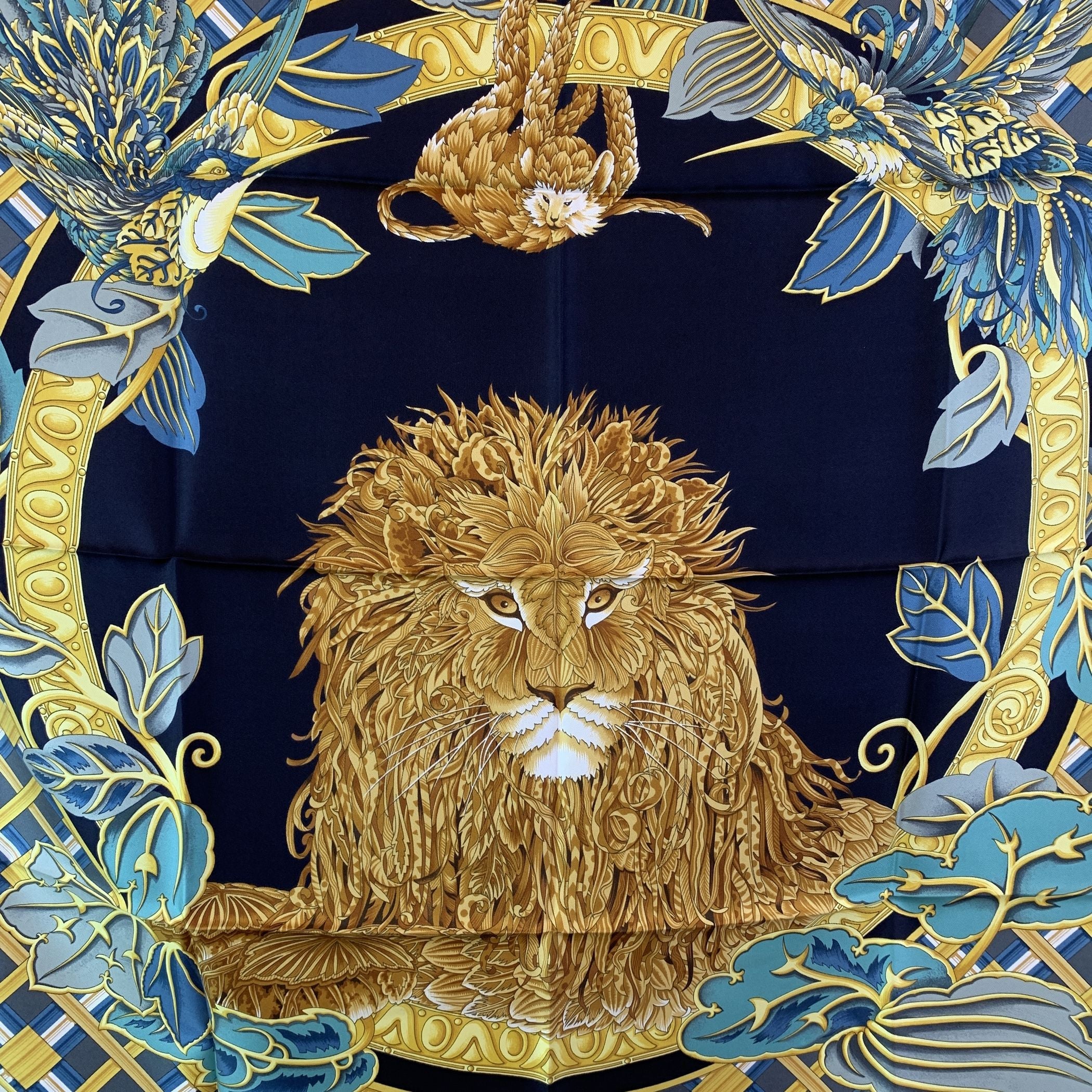 SALVATORE FERRAGAMO Scarves