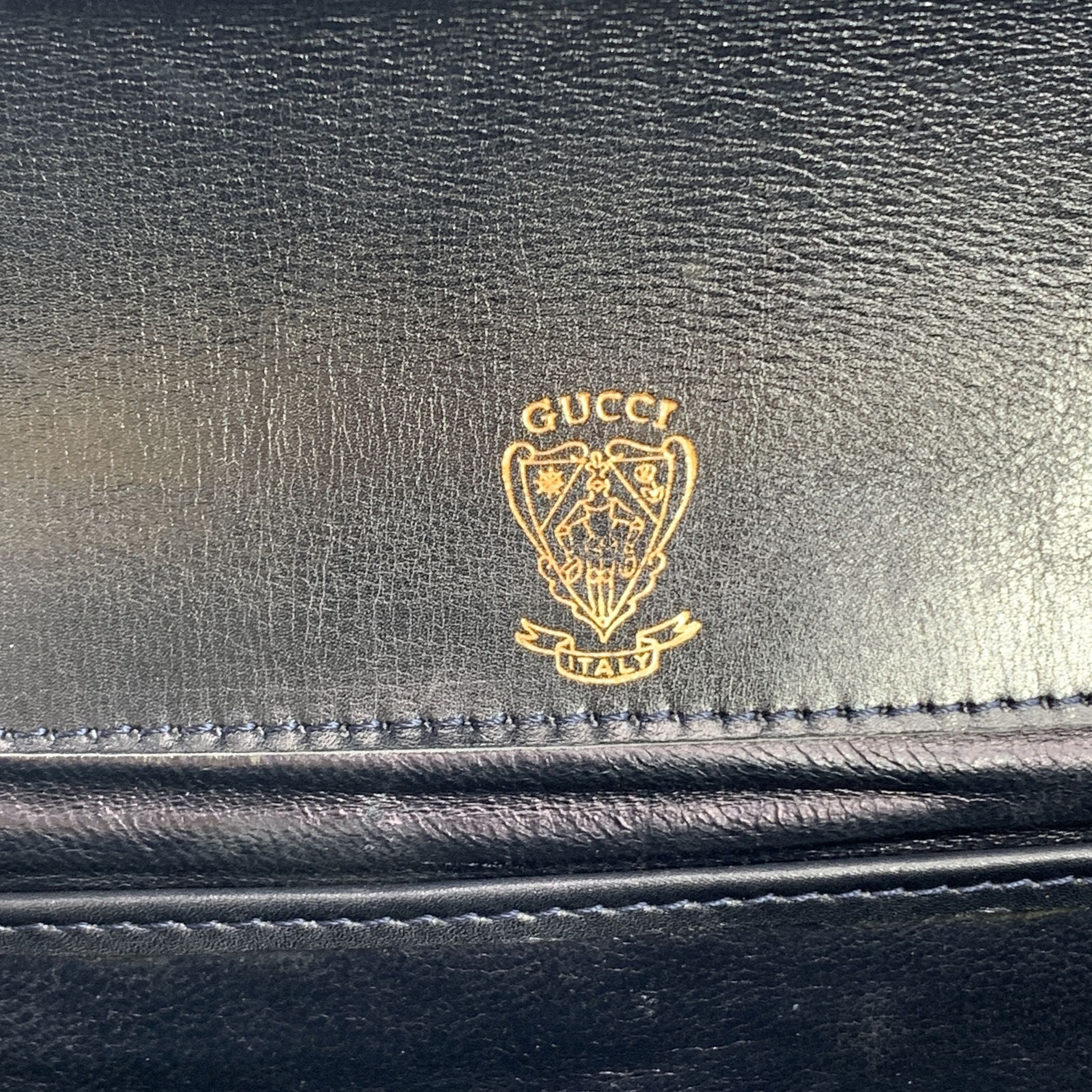 GUCCI Shoulder Bags