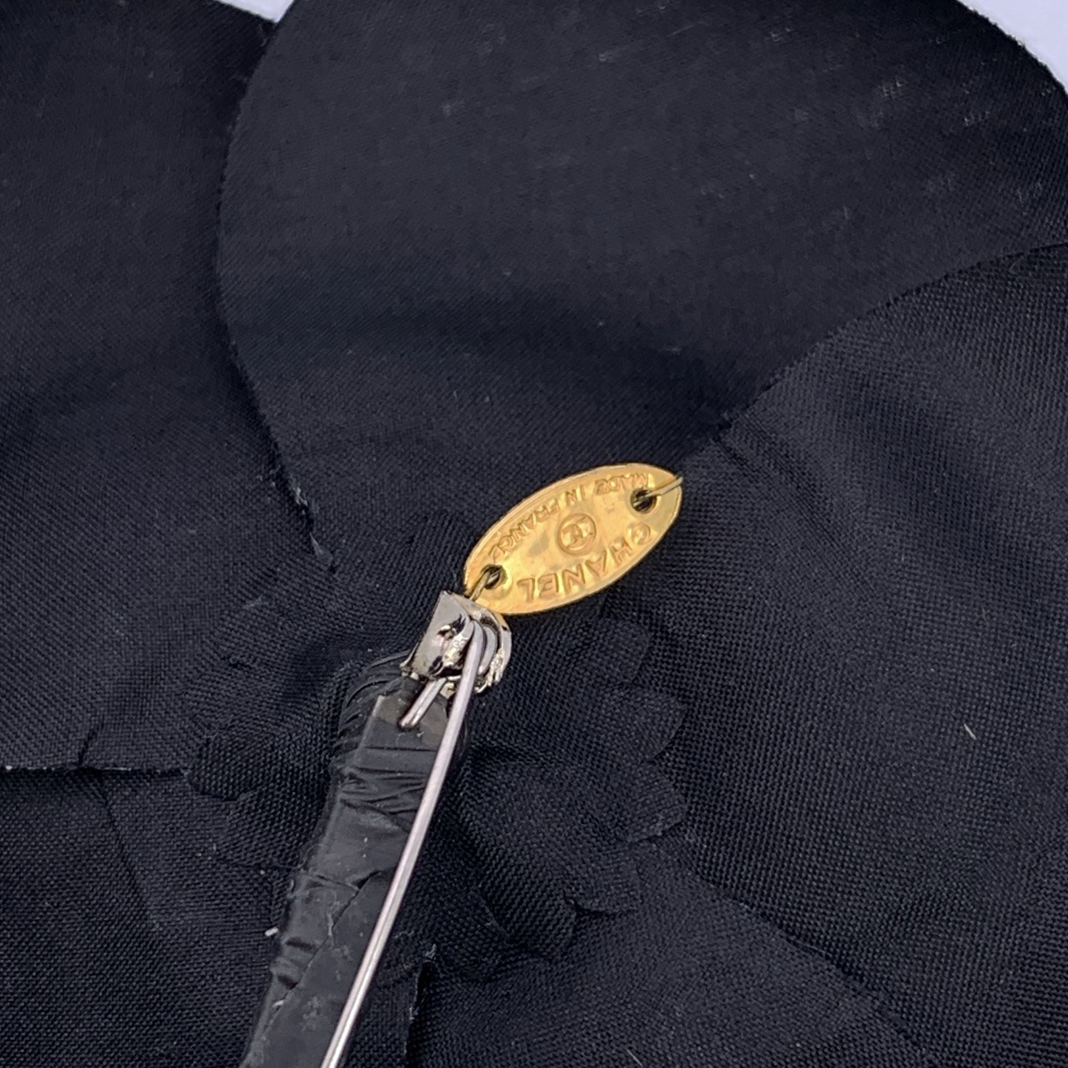 CHANEL Brooches Camelia