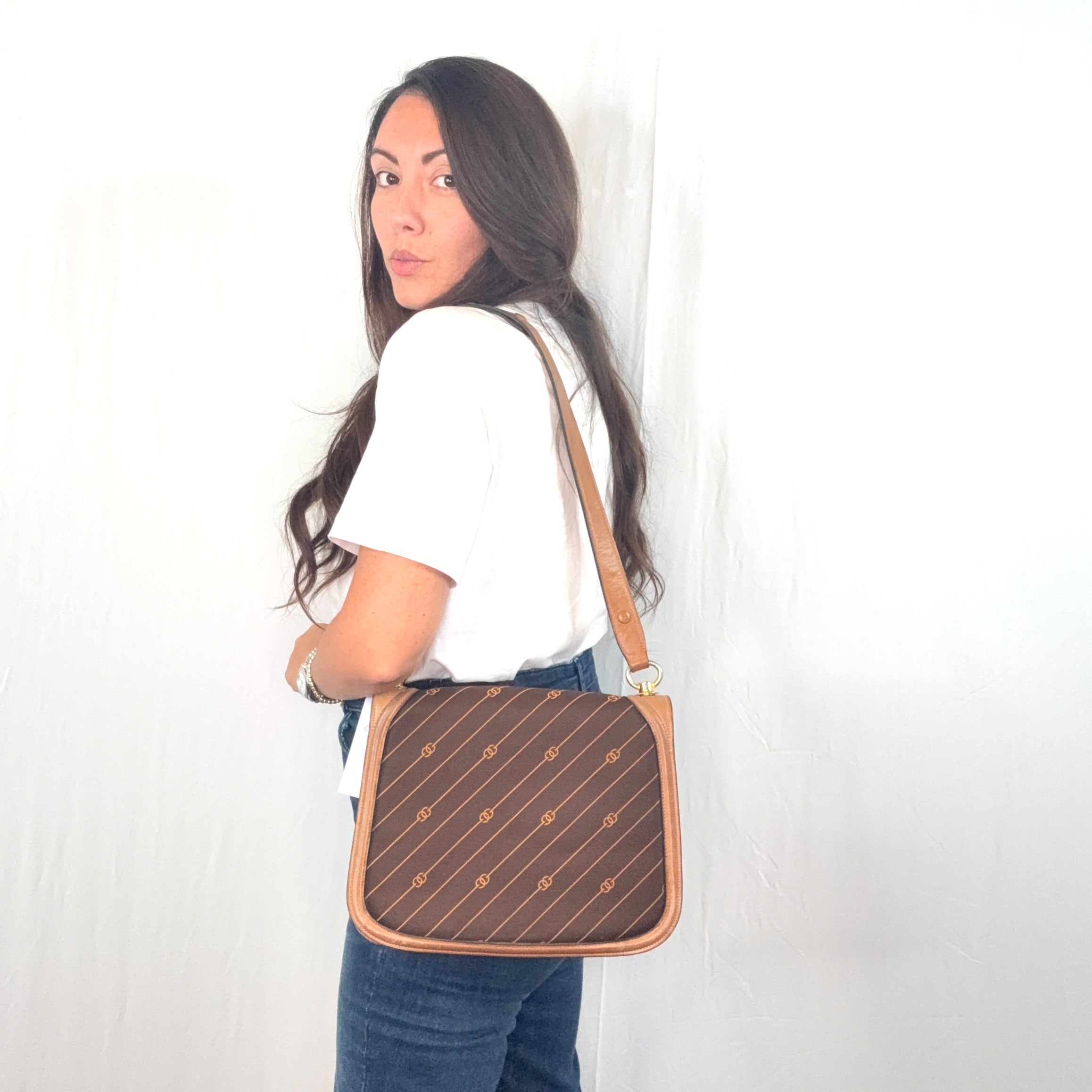 Borsa a tracolla Gucci Vintage in tela GG con logo marrone e pelle marrone chiaro