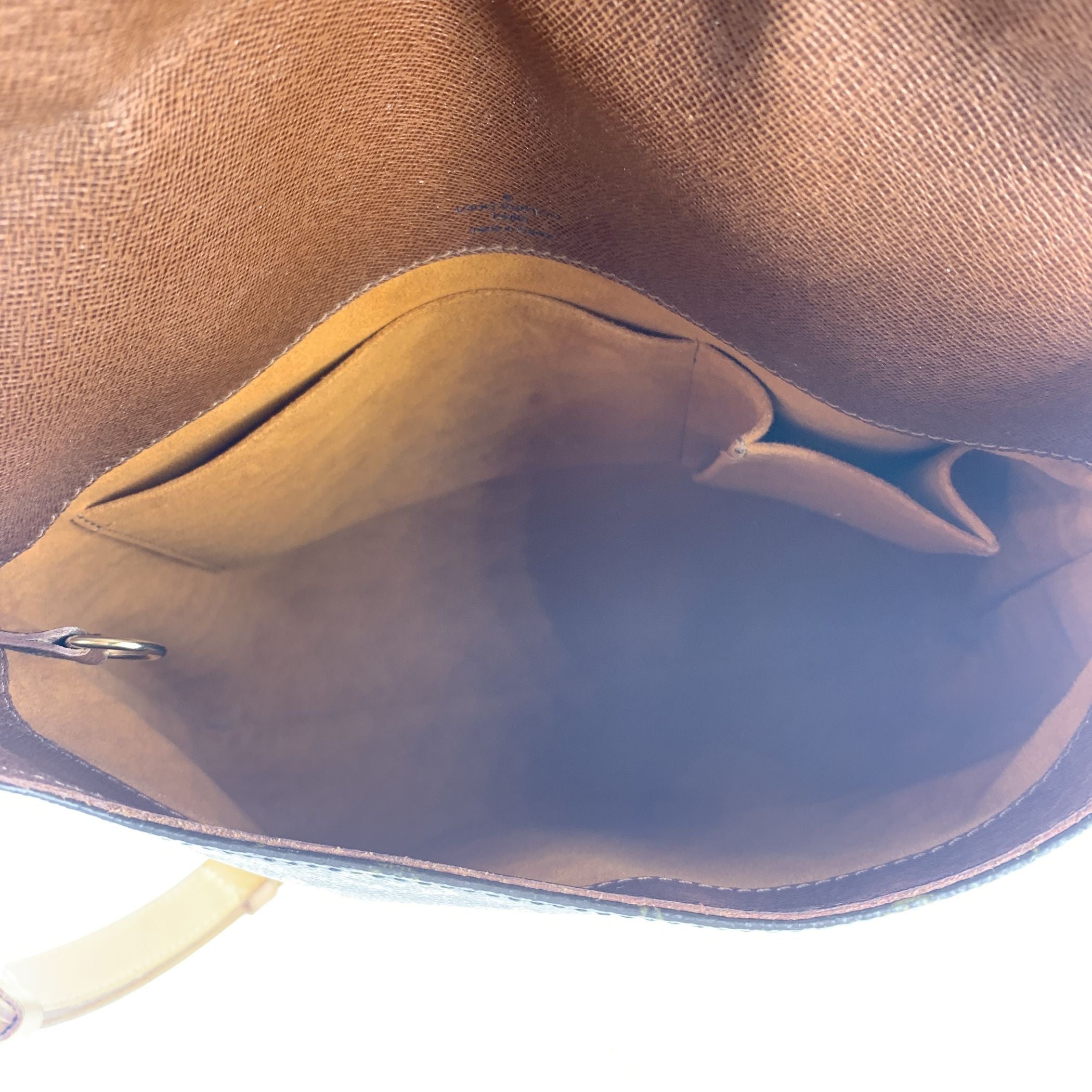 LOUIS VUITTON Crossbody Bags Musette