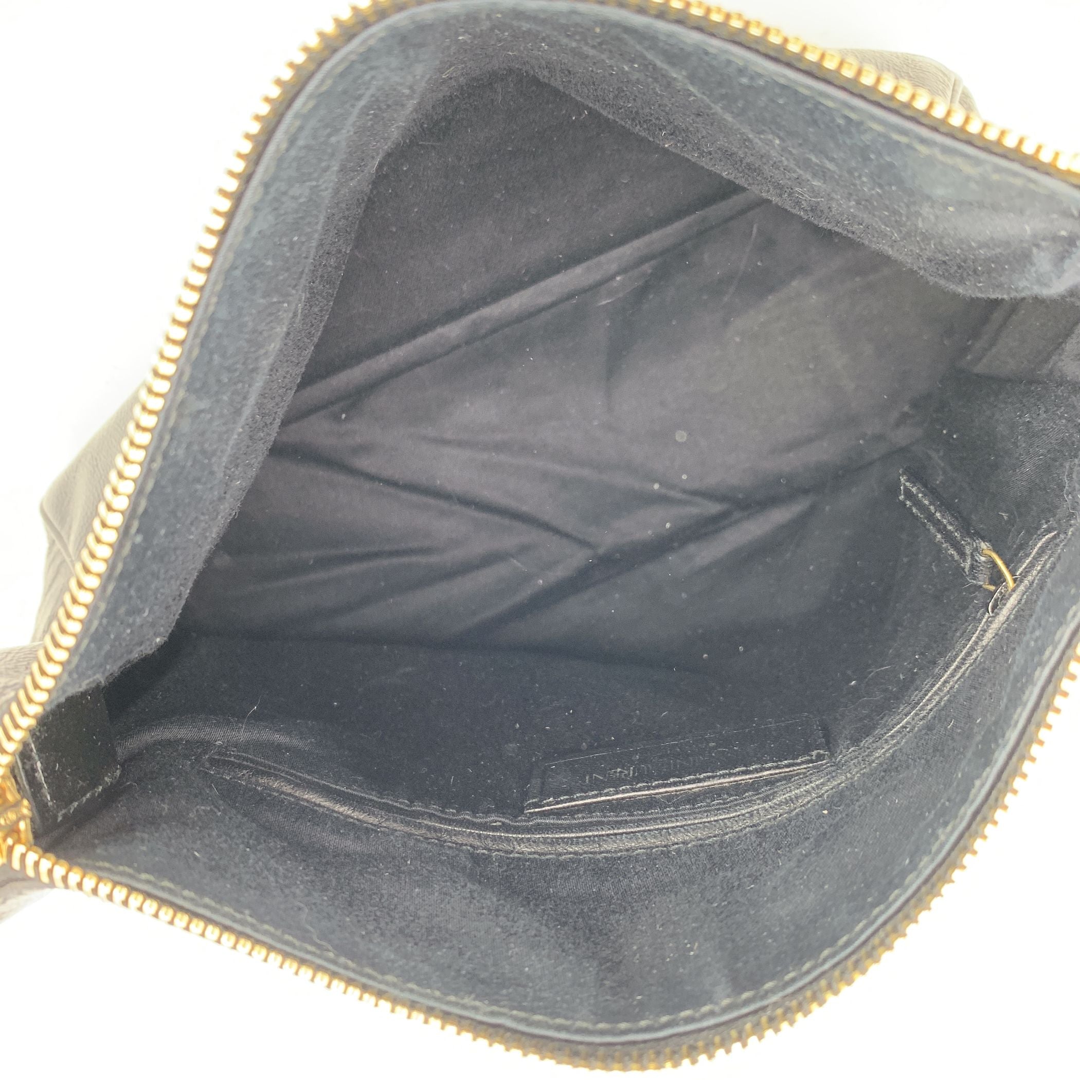 YVES SAINT LAURENT Shoulder Bags
