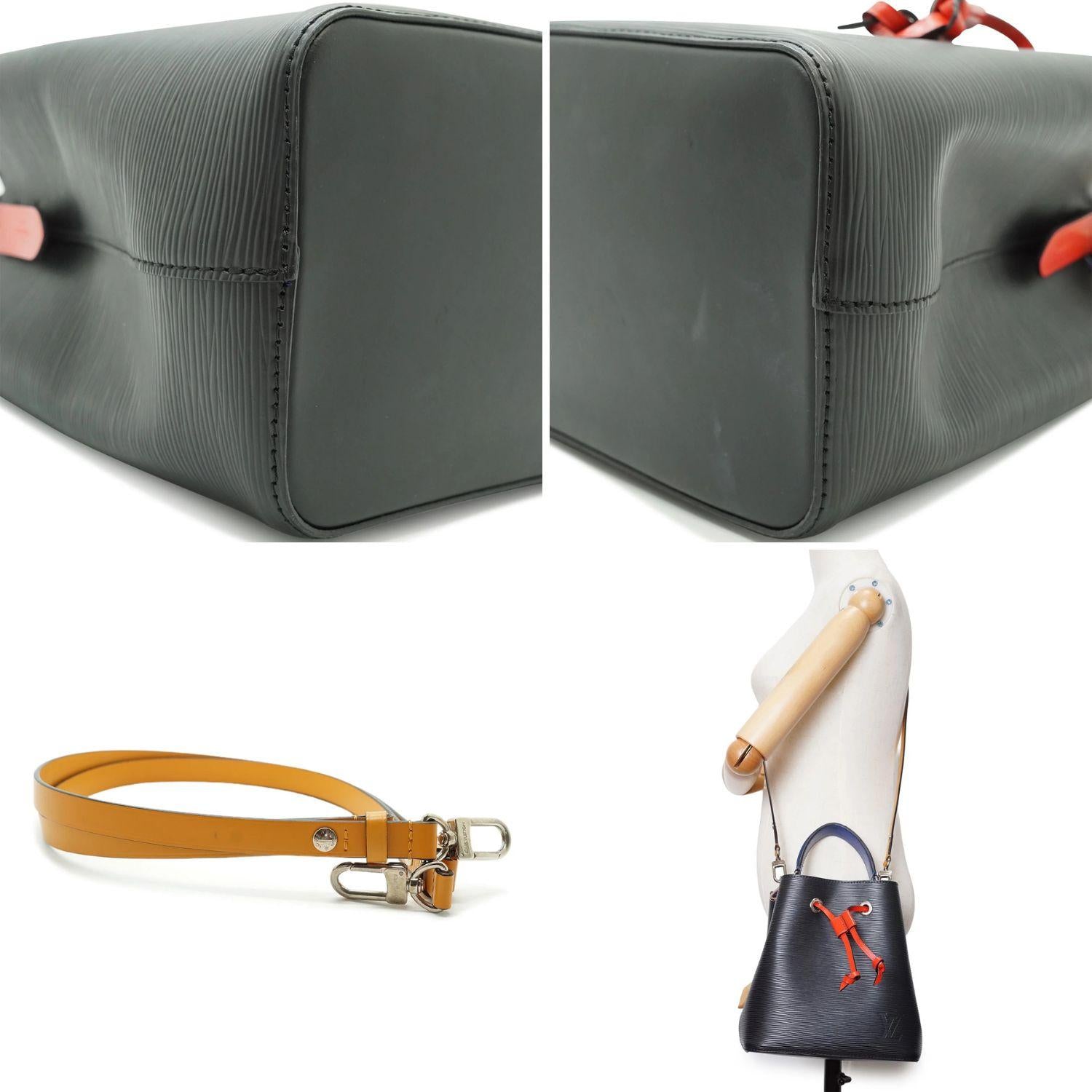Louis Vuitton NeoNoe BB Shoulder Bags