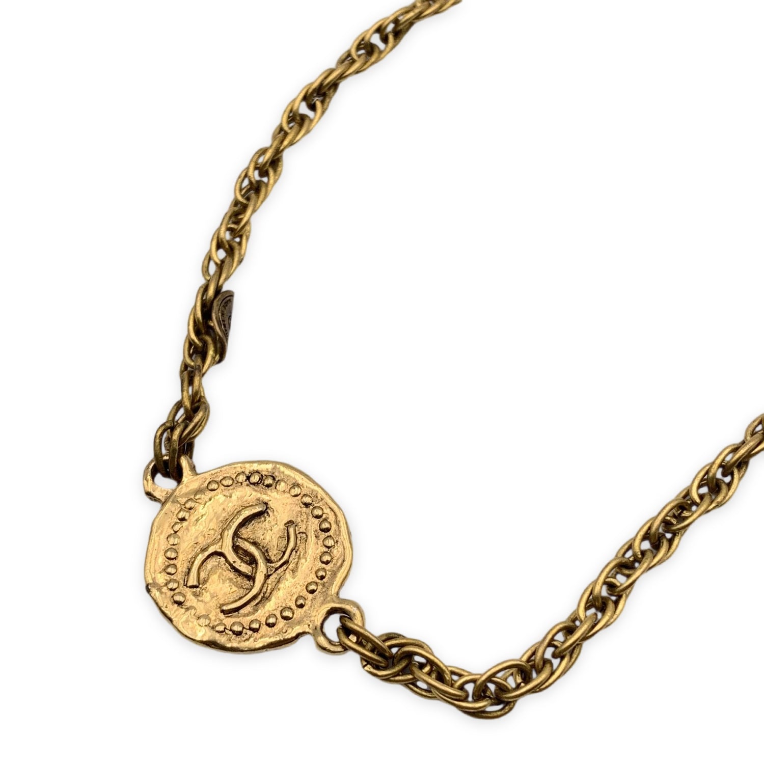CHANEL 31 RUE CAMBON Coin Chain Necklace Gold | PLAYFUL
