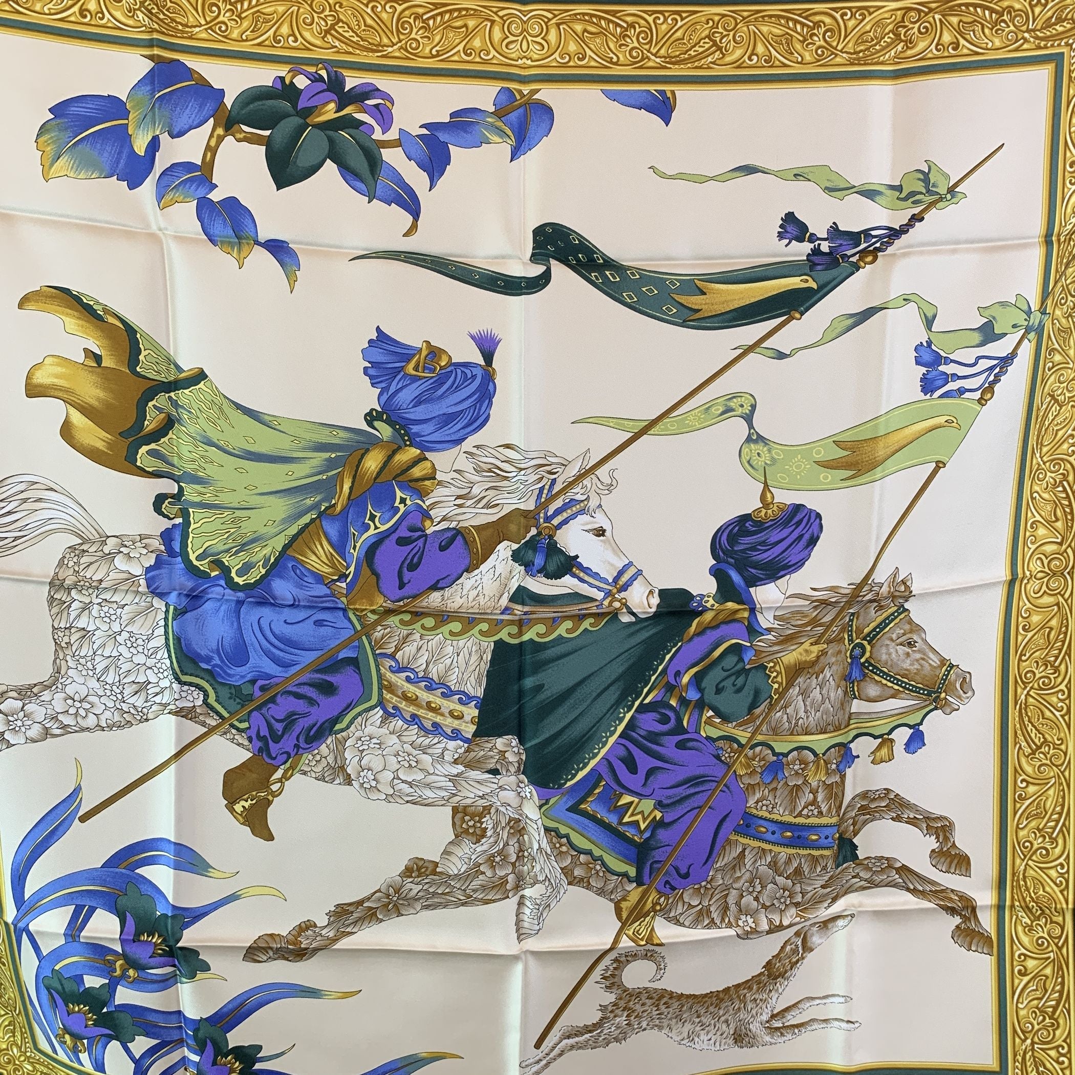 SALVATORE FERRAGAMO Scarves