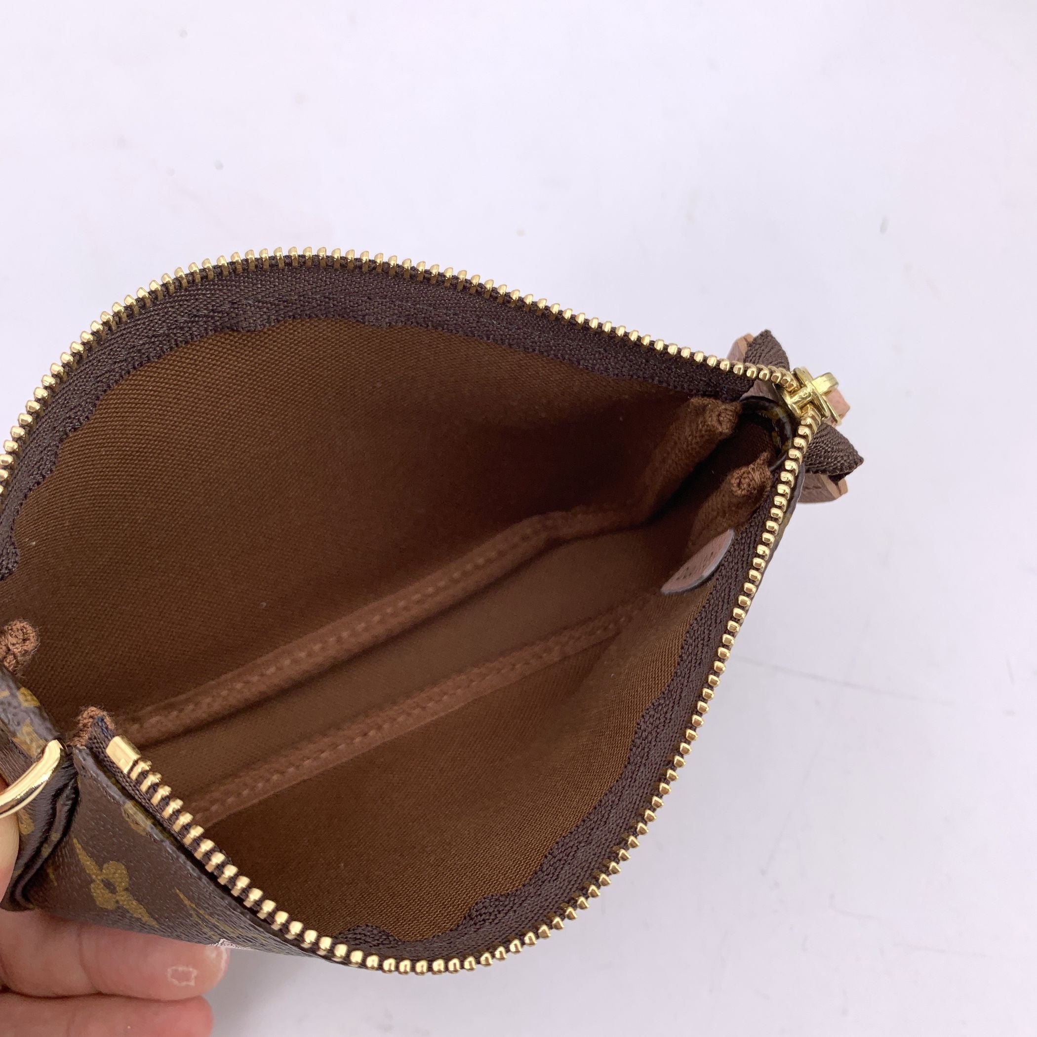 LOUIS VUITTON Clutches Pochette Accessoire