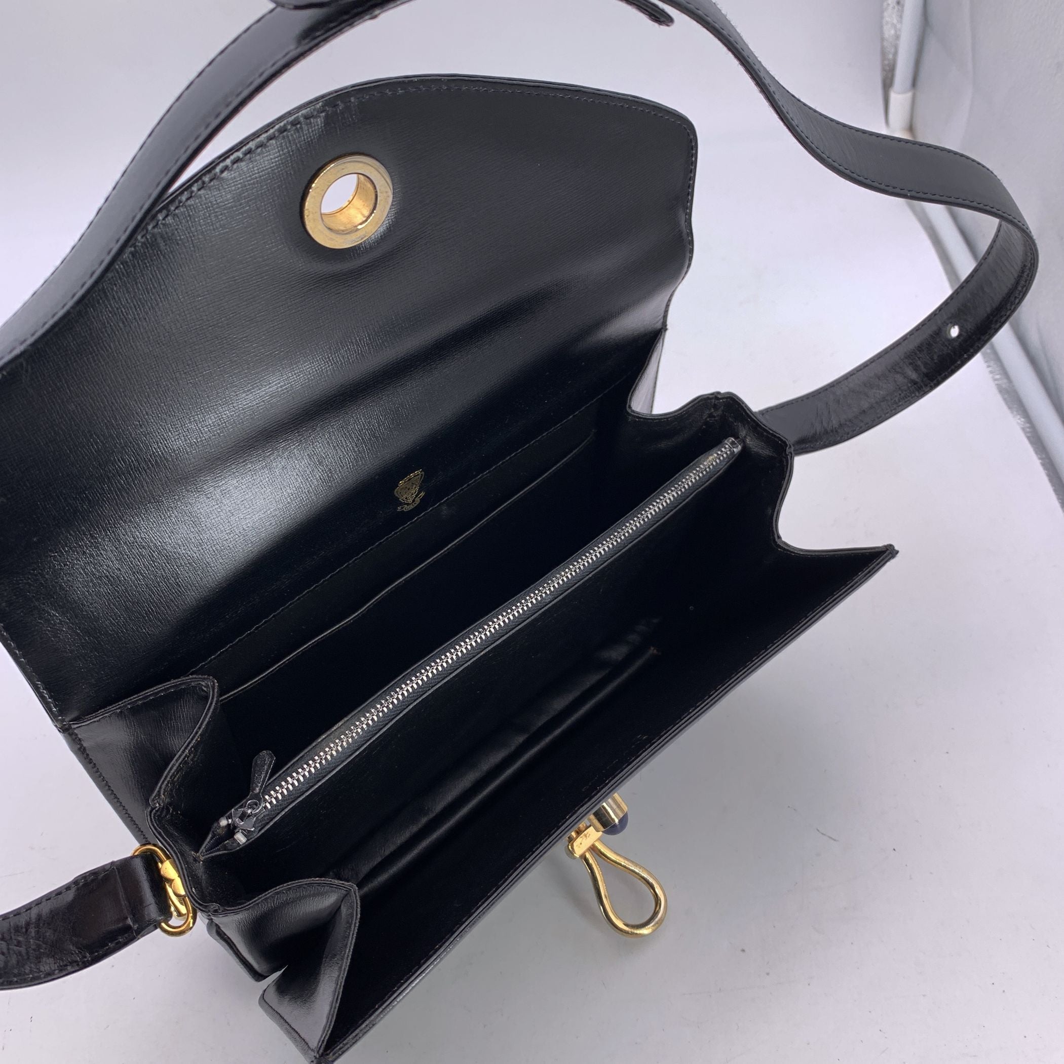 GUCCI Shoulder Bags