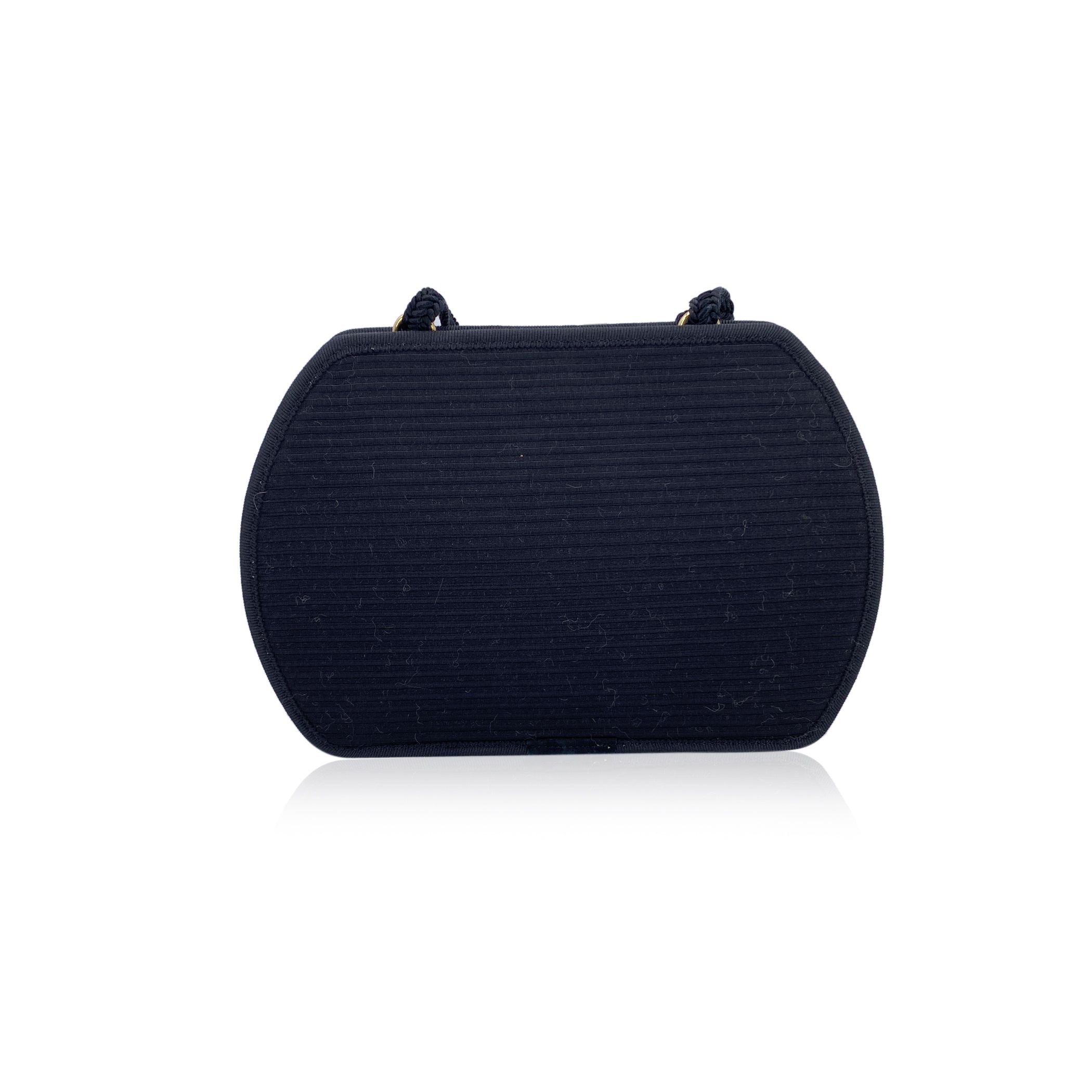 YVES SAINT LAURENT Shoulder Bags