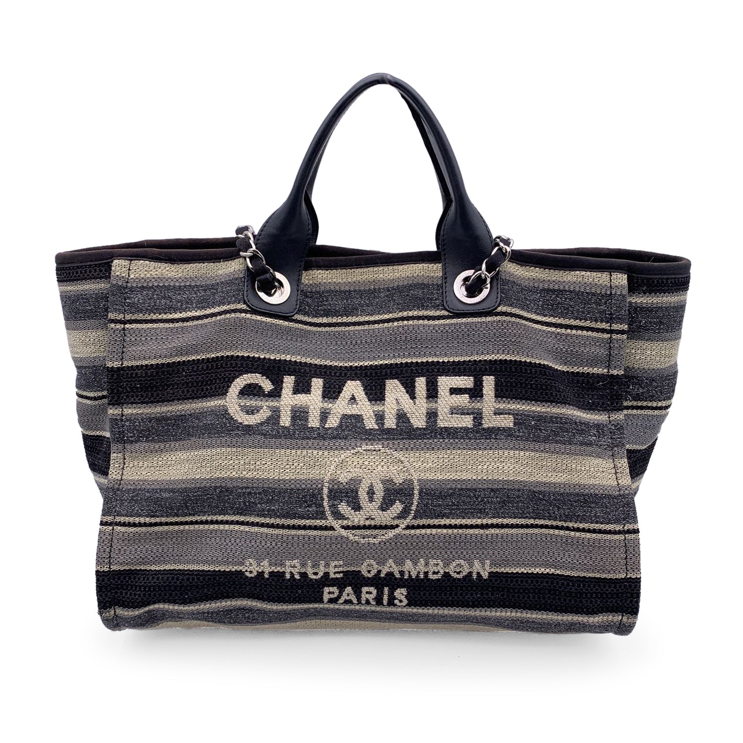 CHANEL Totes Deauville