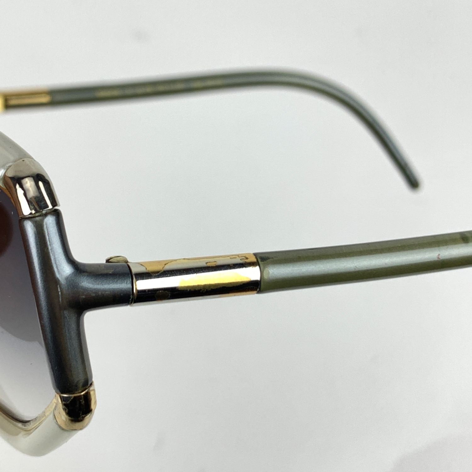 NON SIGNE / UNSIGNED Sunglasses