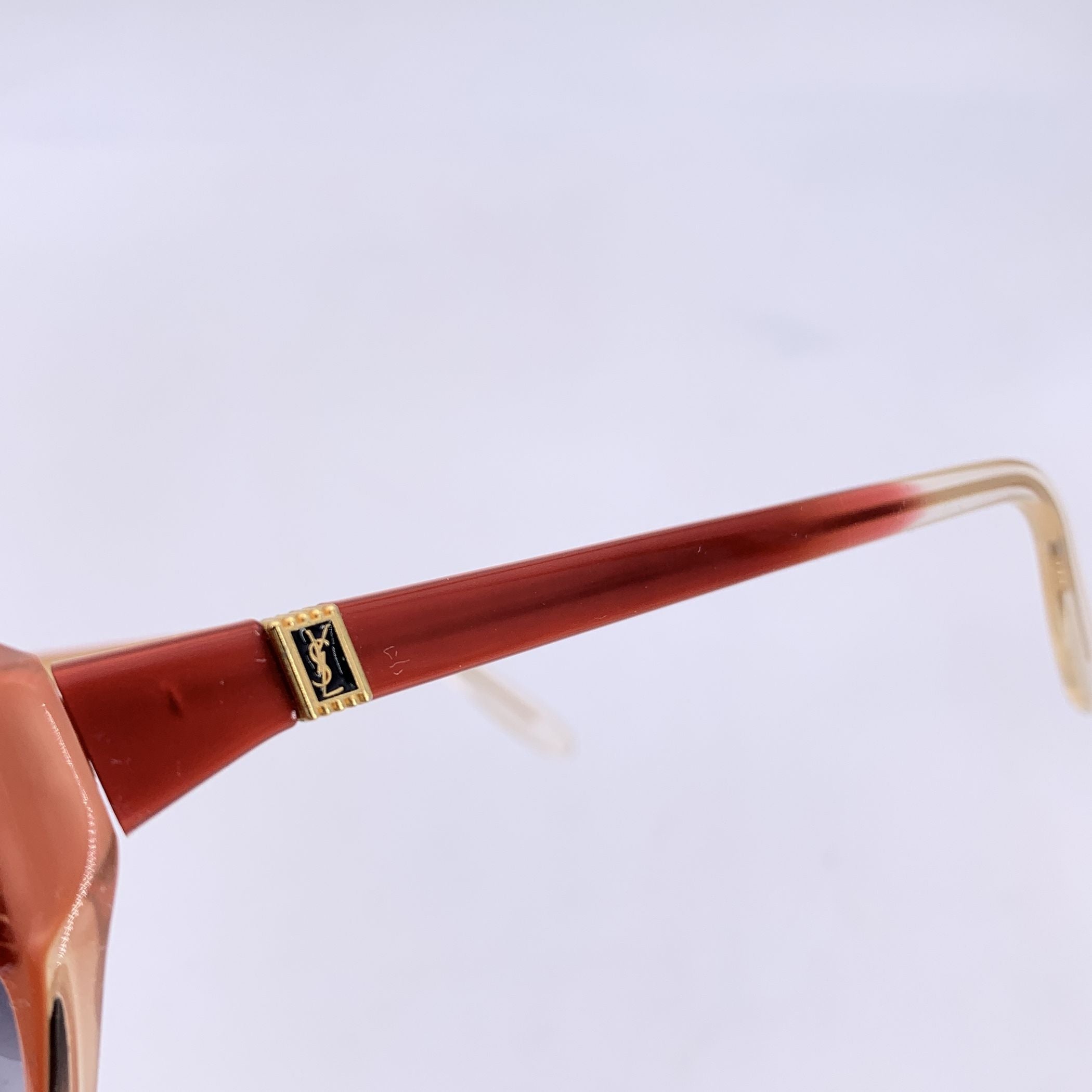 YVES SAINT LAURENT Sunglasses