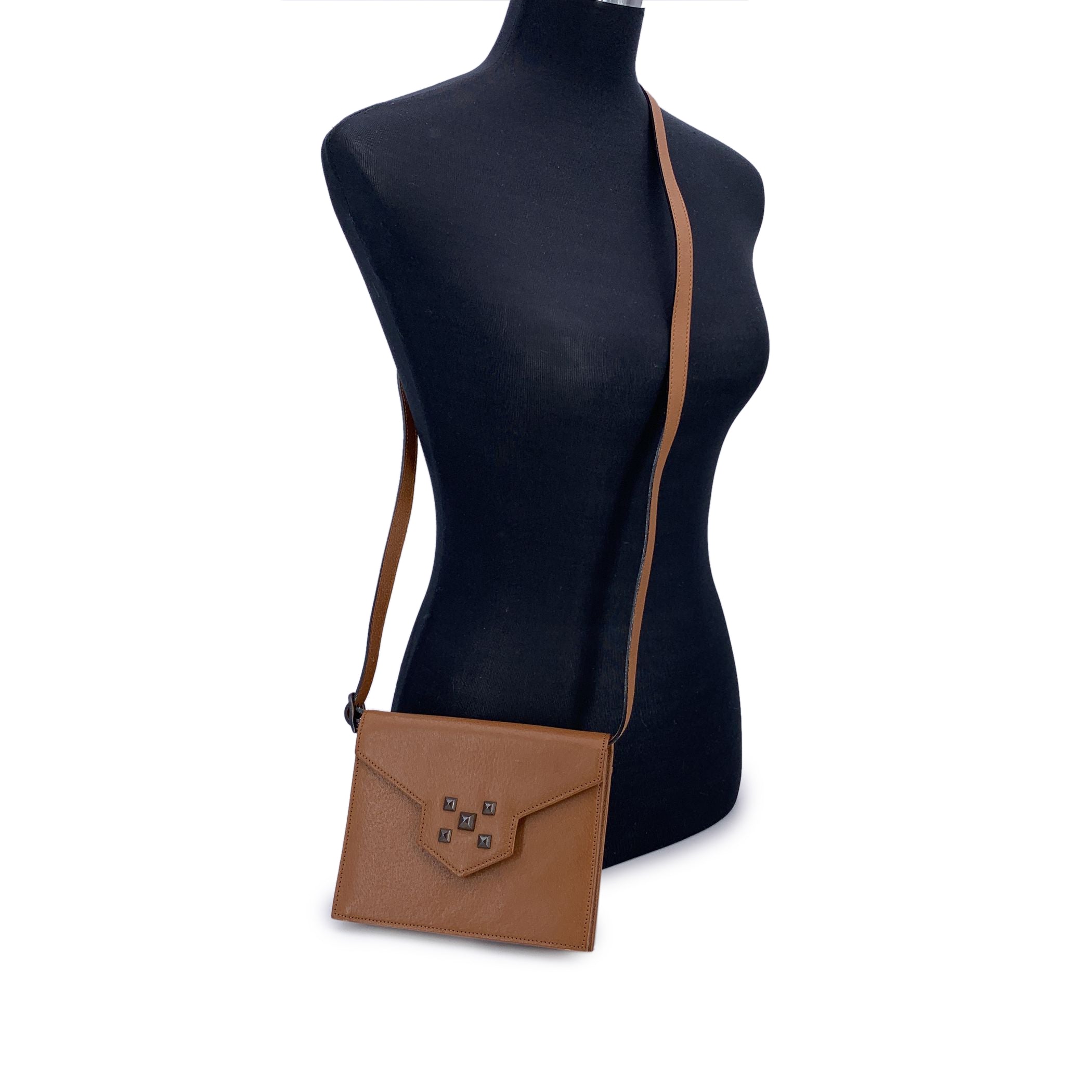 YVES SAINT LAURENT Shoulder Bags
