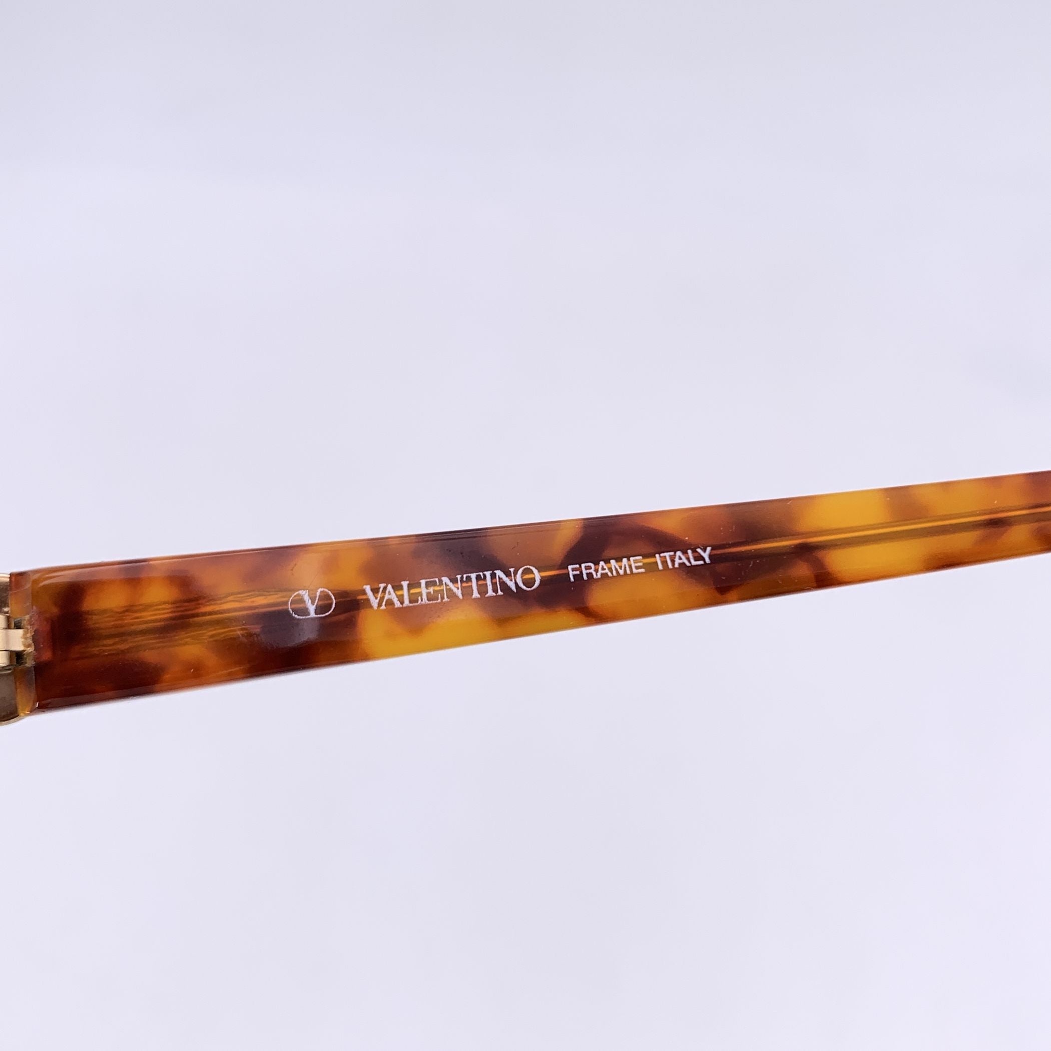 VALENTINO GARAVANI Sunglasses