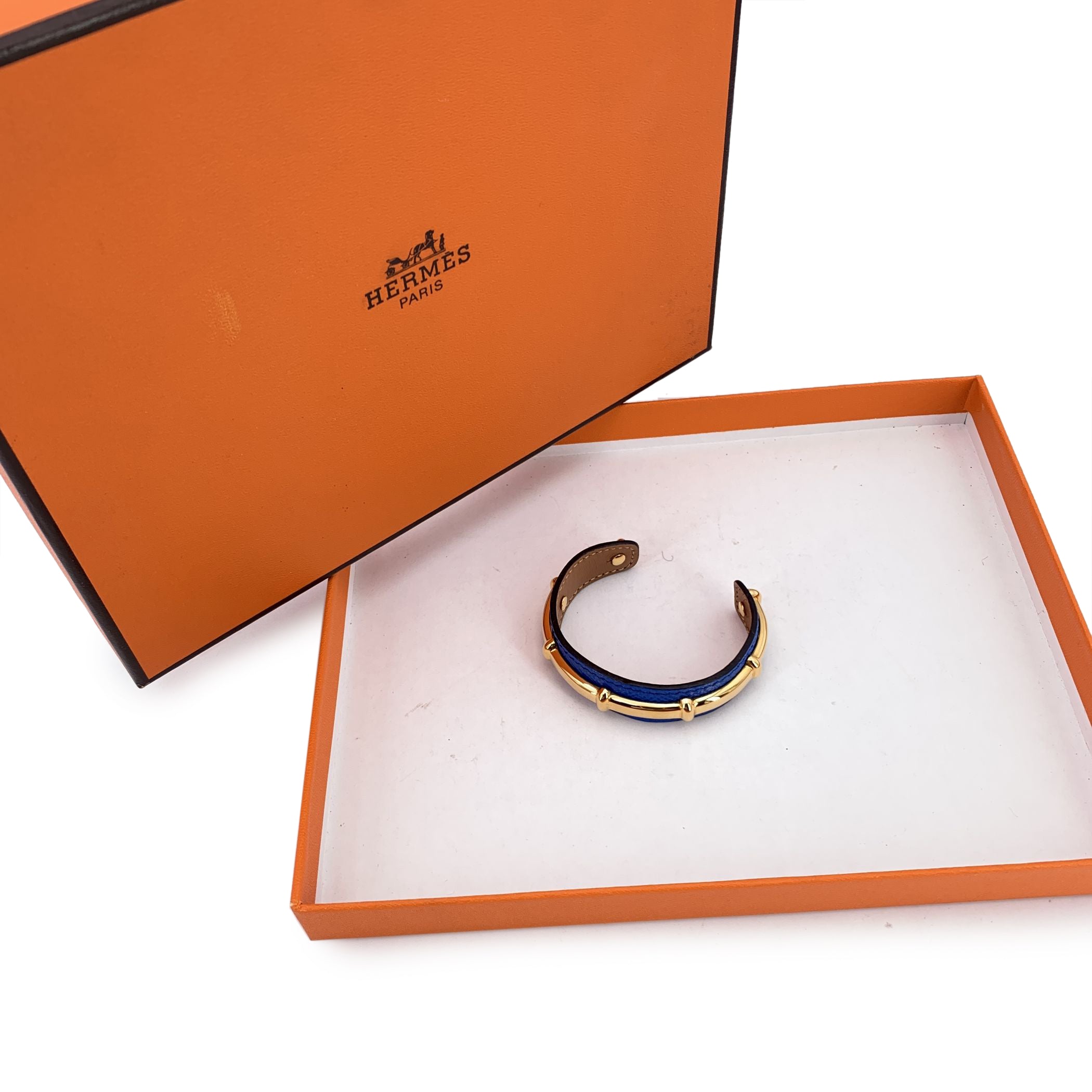 HERMES Bracelets