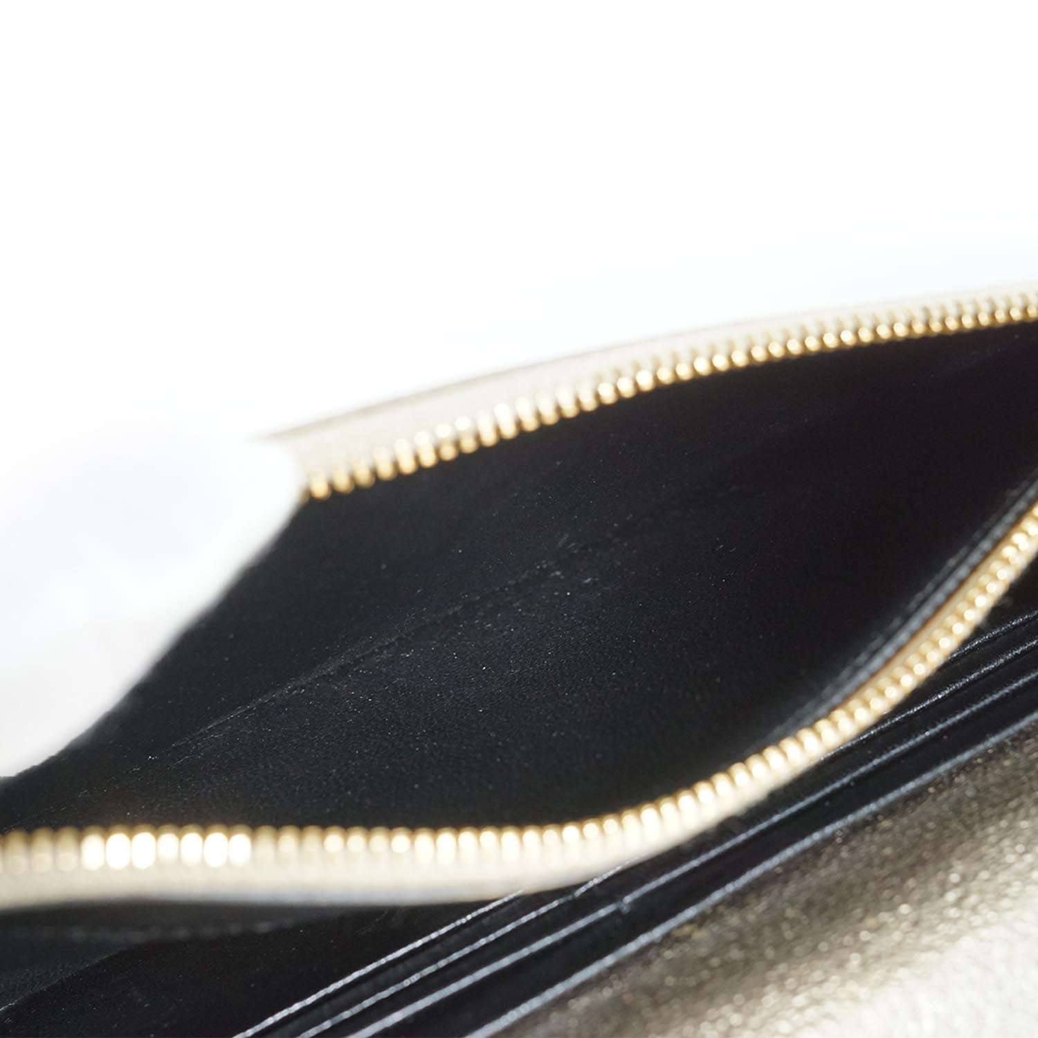 Saint Laurent Kate Shoulder Bags