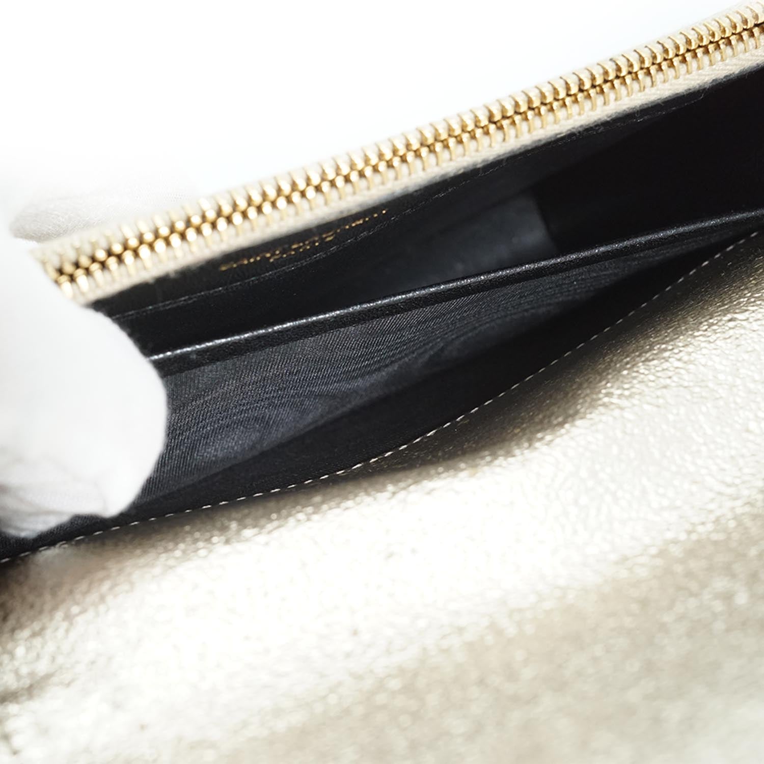 Saint Laurent Kate Shoulder Bags