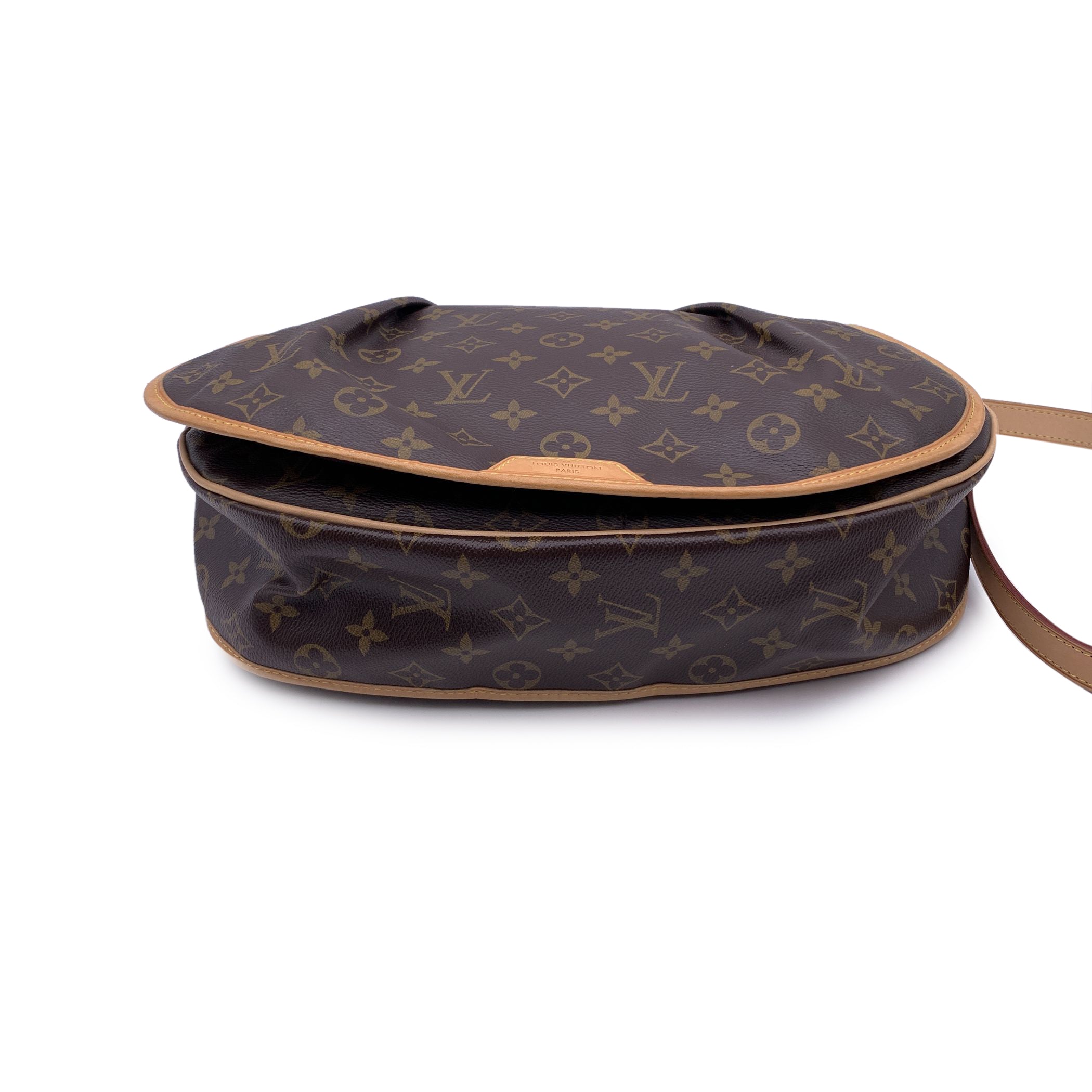 Louis Vuitton Menilmontant MM Shoulder Bag Used