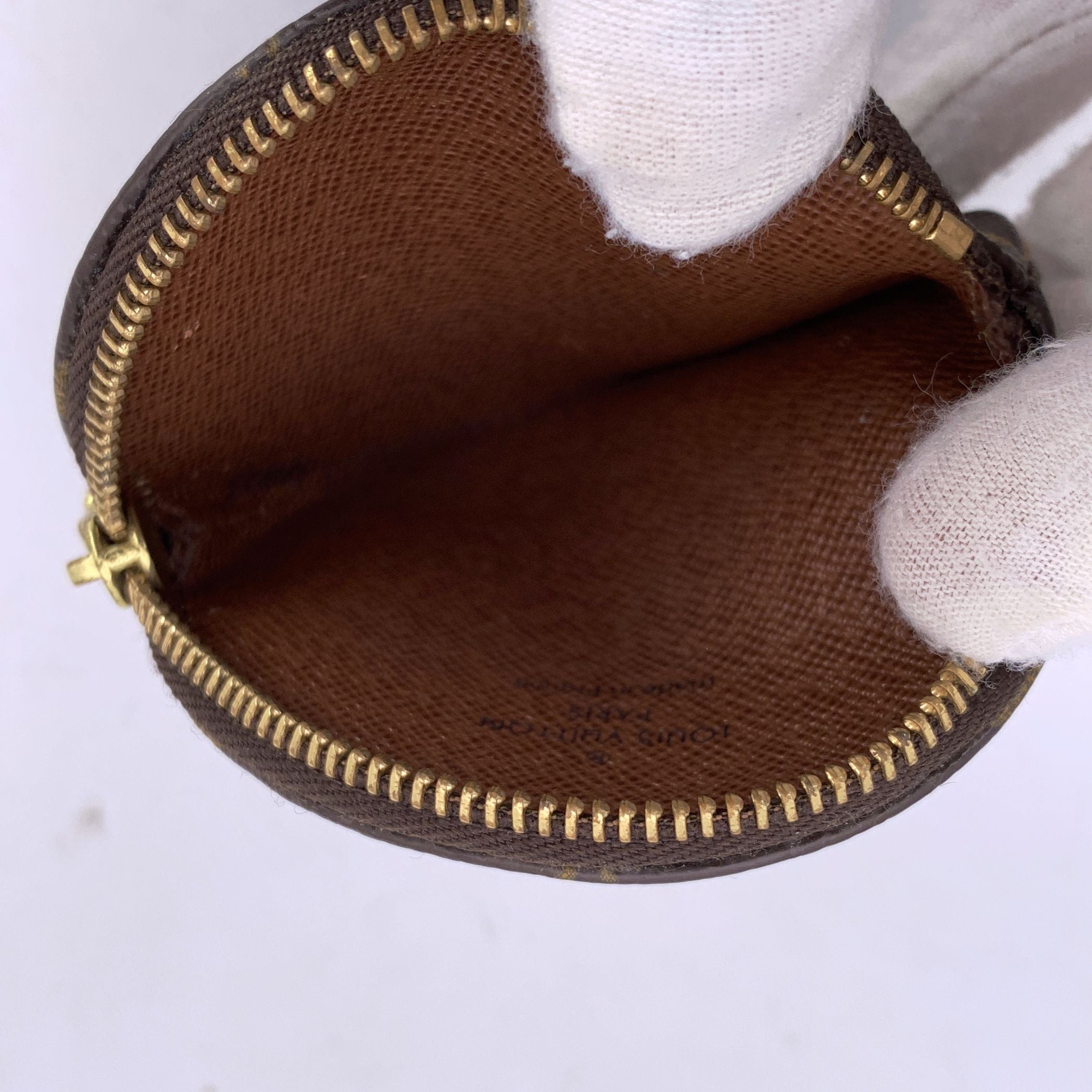 LOUIS VUITTON Wallets