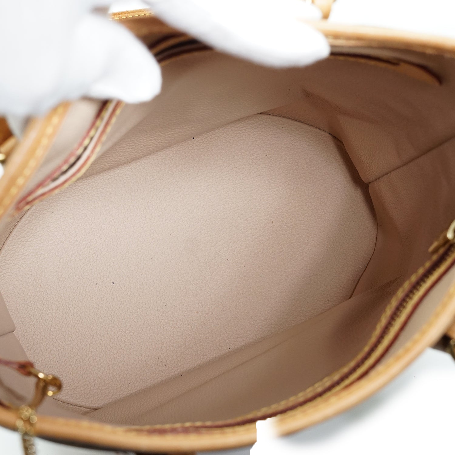 Louis Vuitton Marais Shoulder Bags