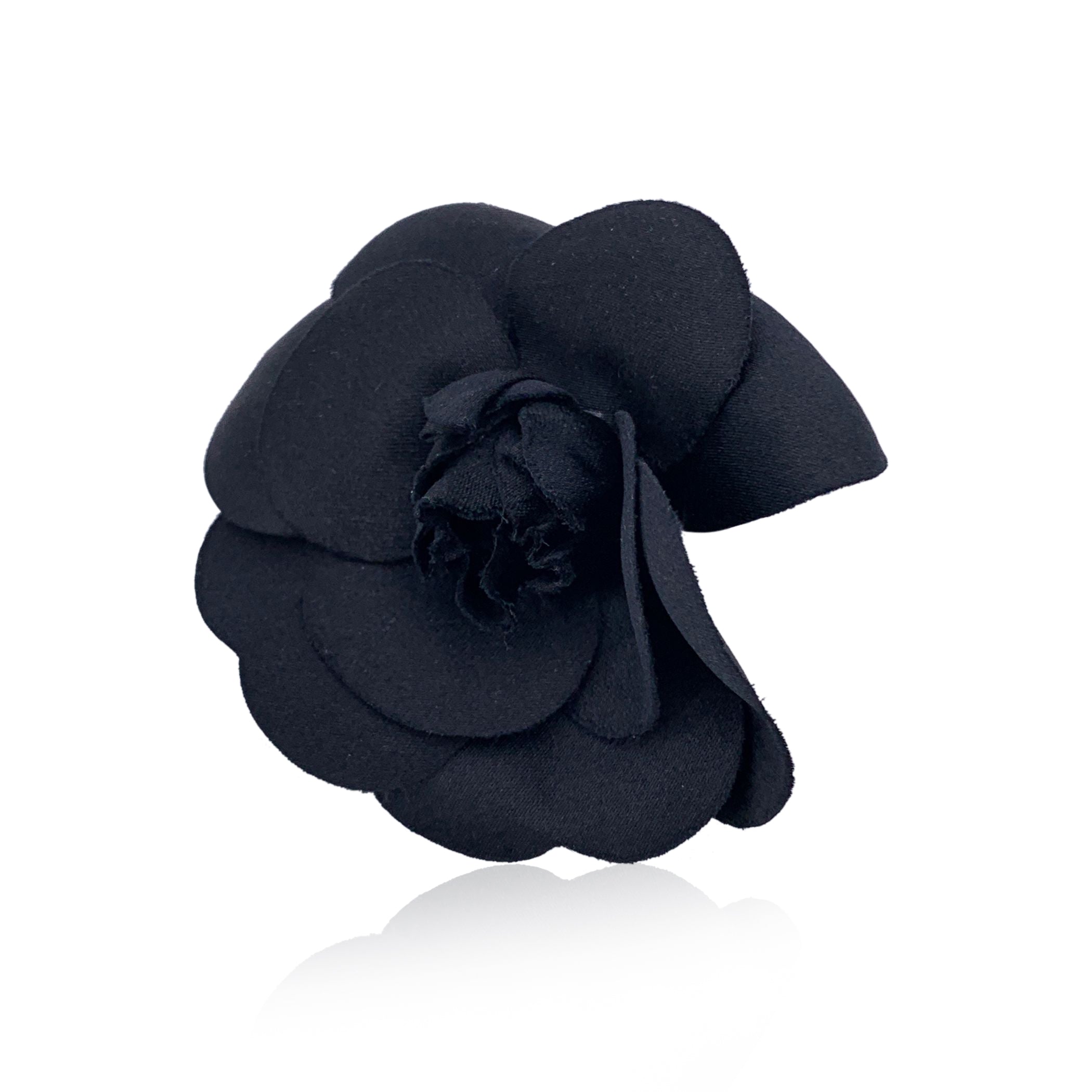 CHANEL Brooches Camelia
