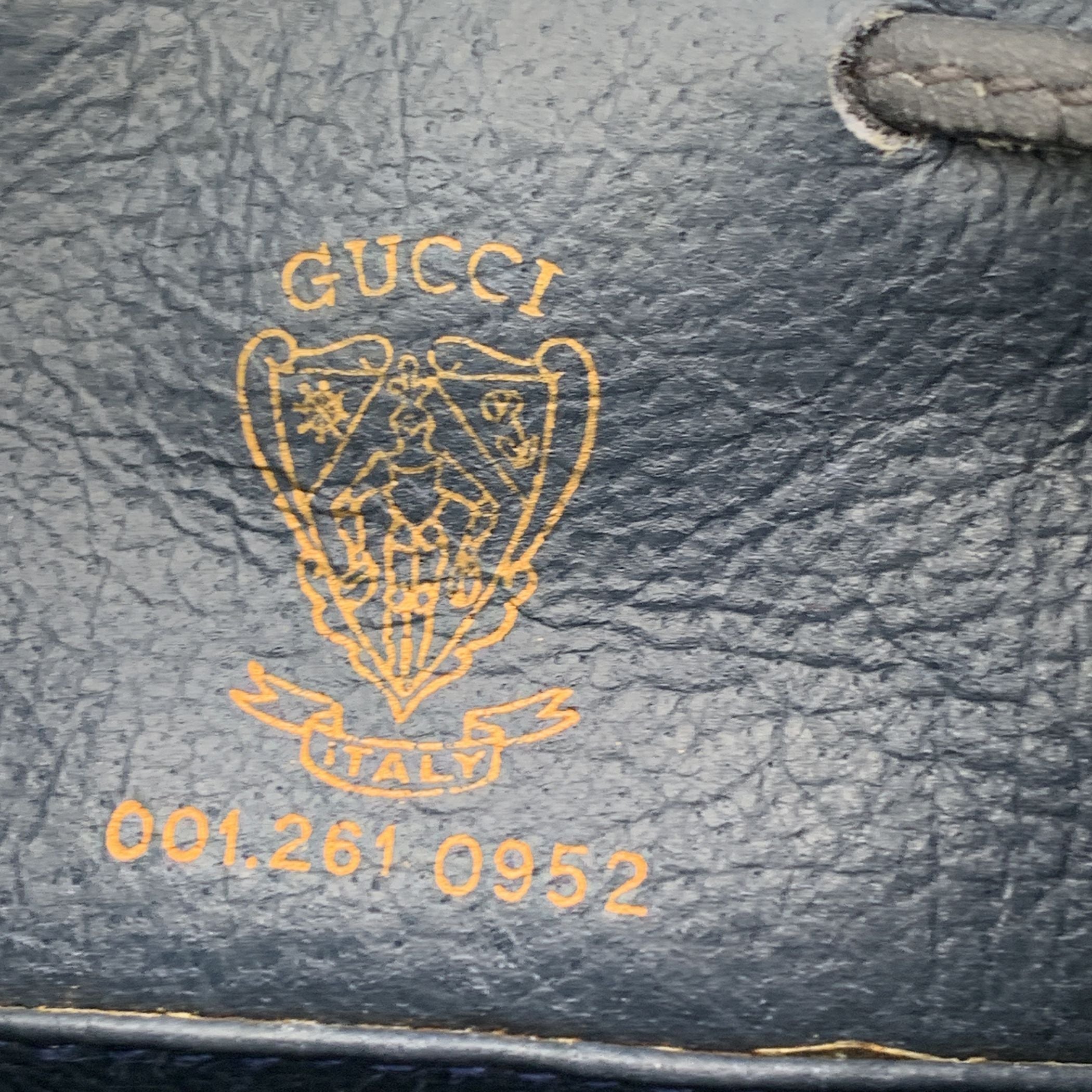 GUCCI Crossbody Bags