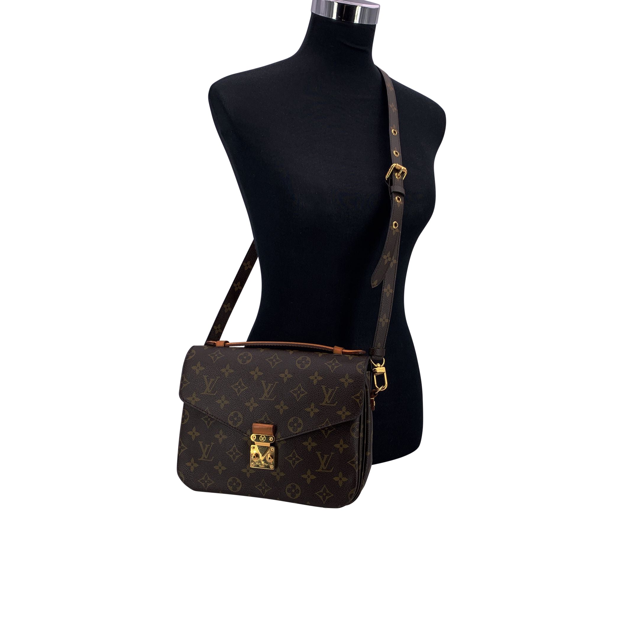 LOUIS VUITTON Crossbody Bags Metis