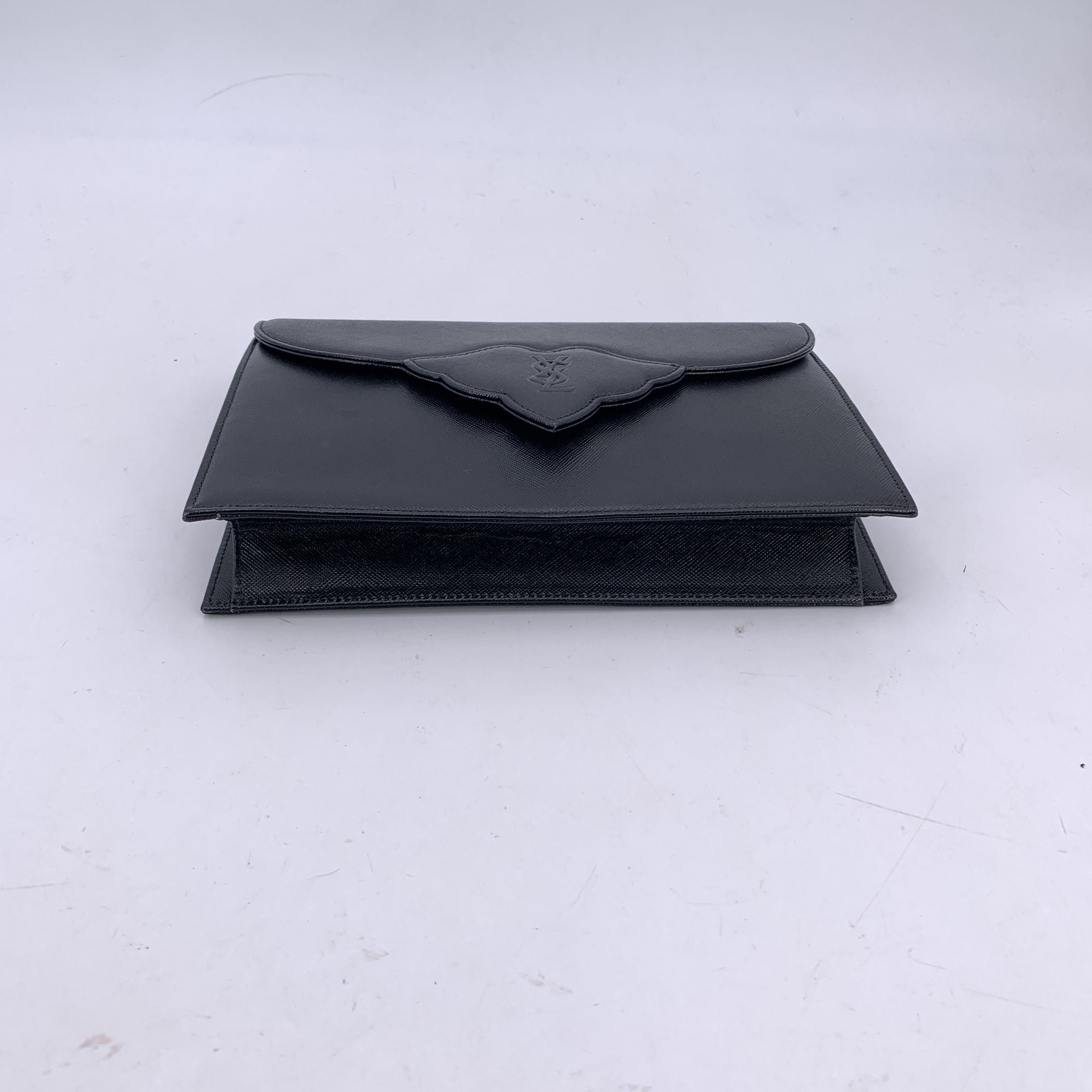 Vintage YSL Clutch Bag Logo Black★ vintage】Yves Saint Laurent / YSL logo leather clutch bag