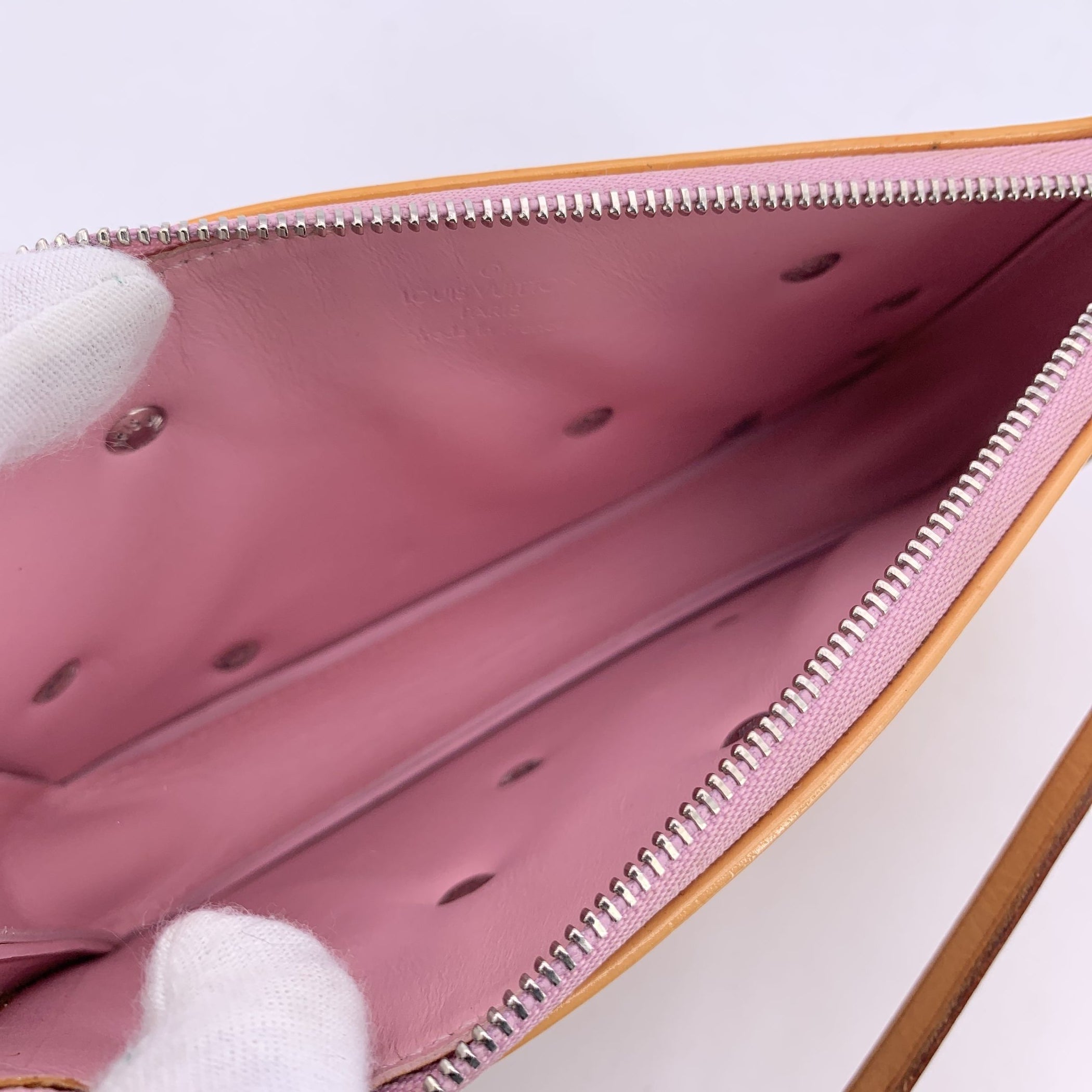 LOUIS VUITTON Clutches Lexington