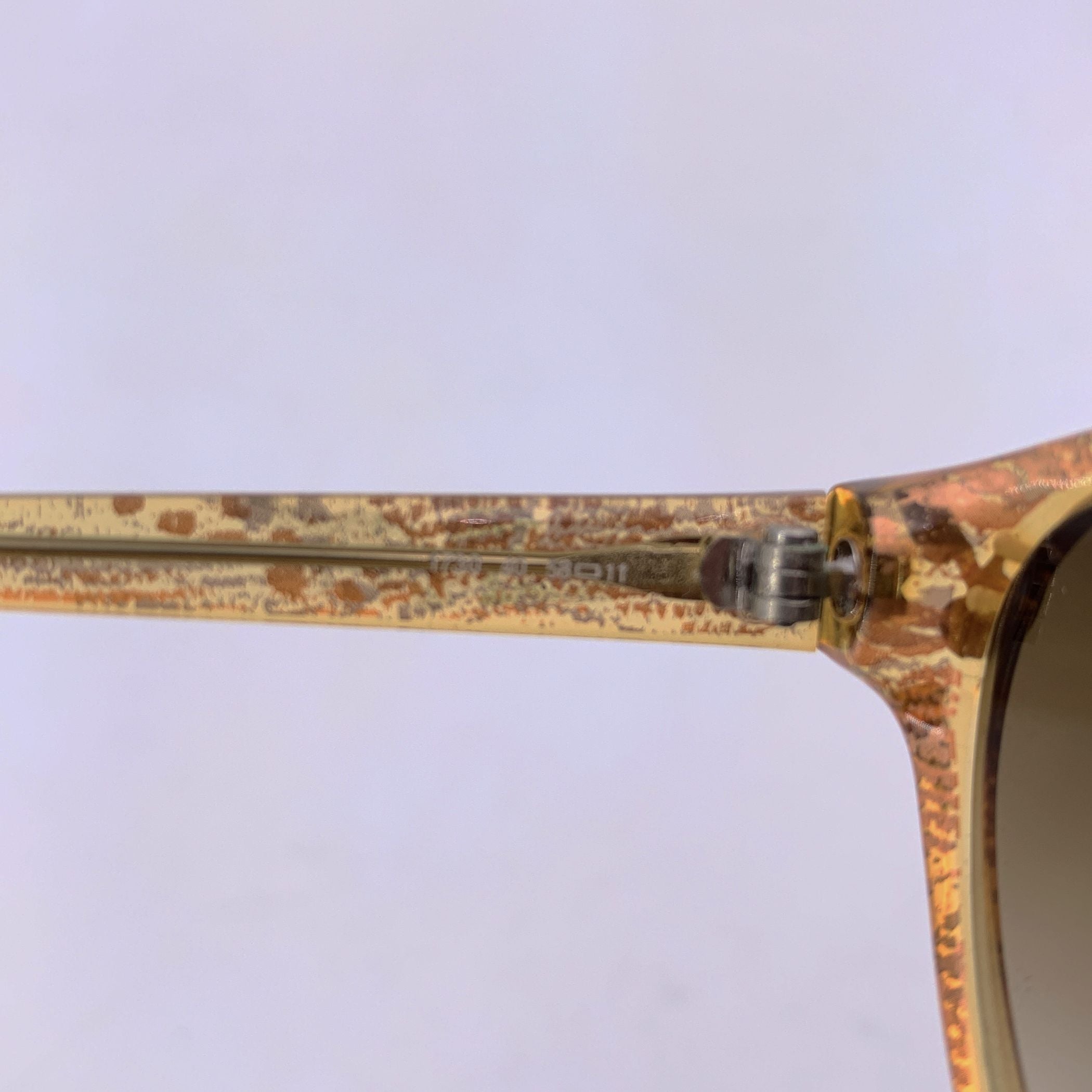 NON SIGNE / UNSIGNED Sunglasses