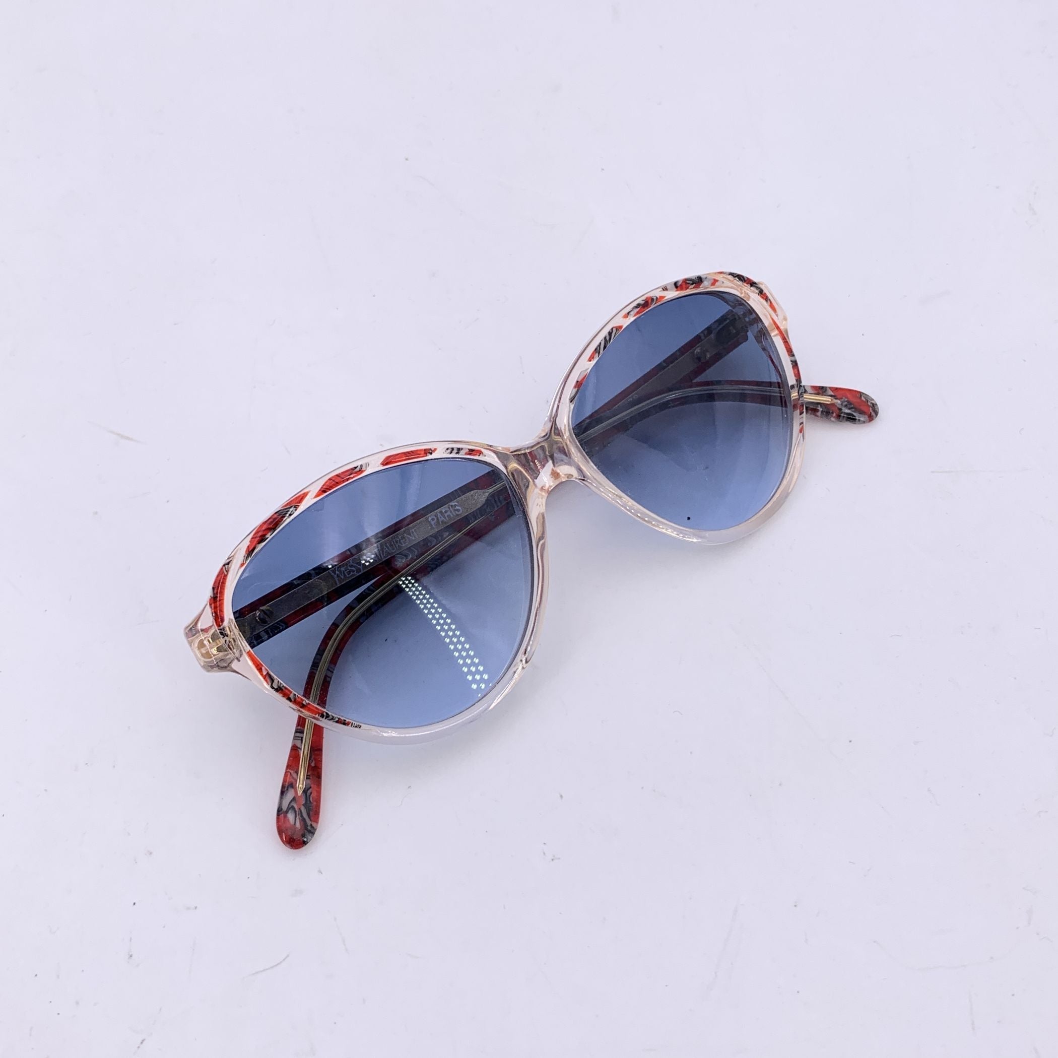 YVES SAINT LAURENT Sunglasses